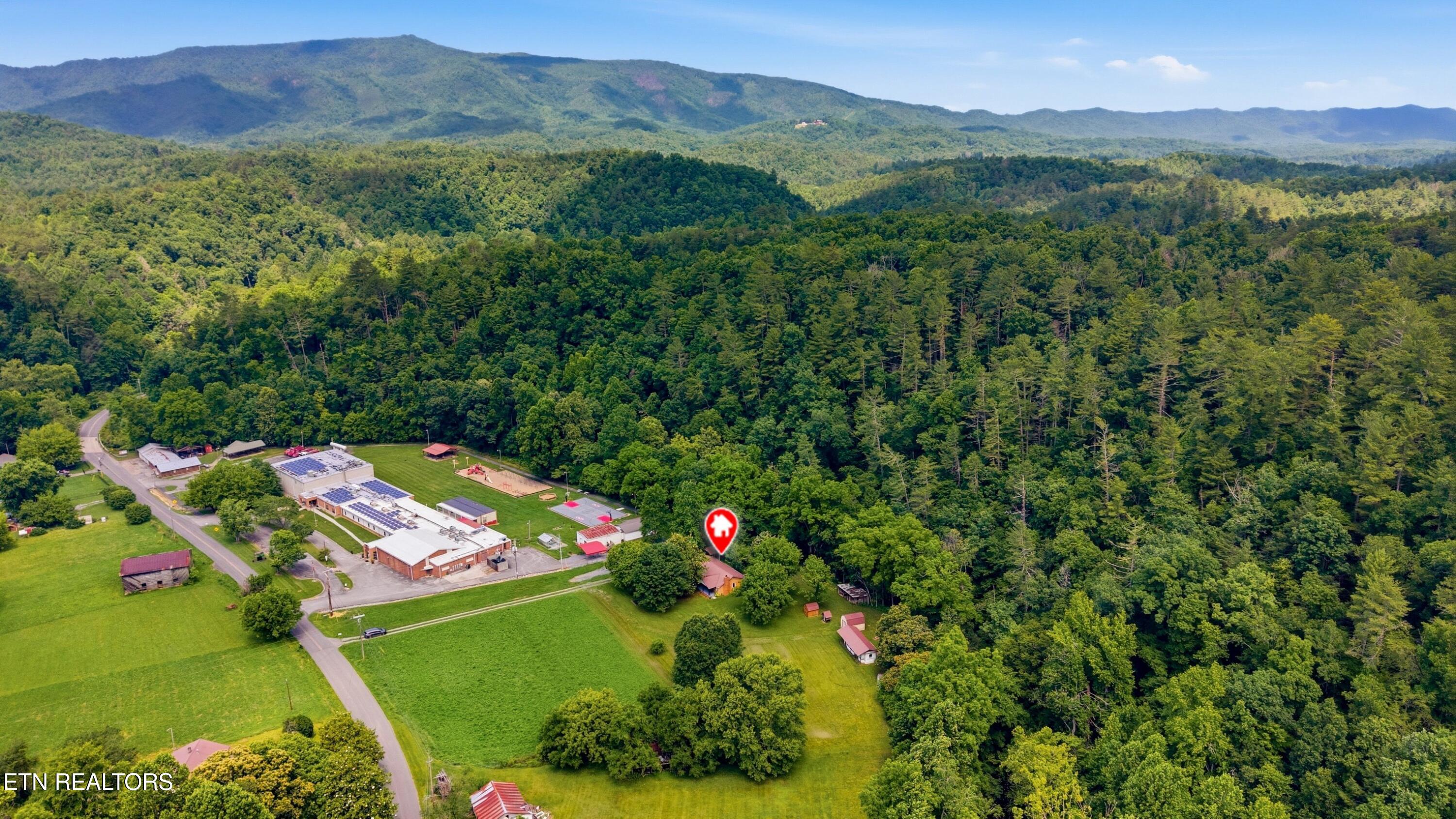 4124 Big Creek Road Hartford TN 37753