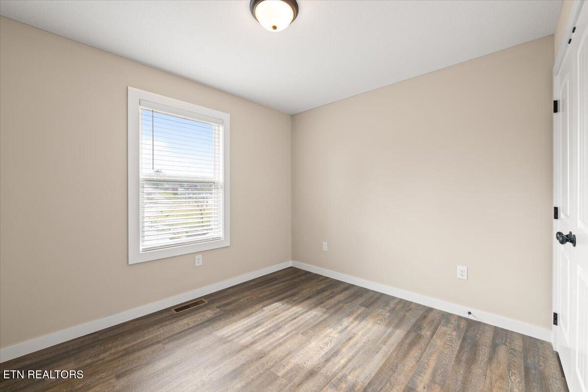 114 Brook Lane Lafollette TN 37766