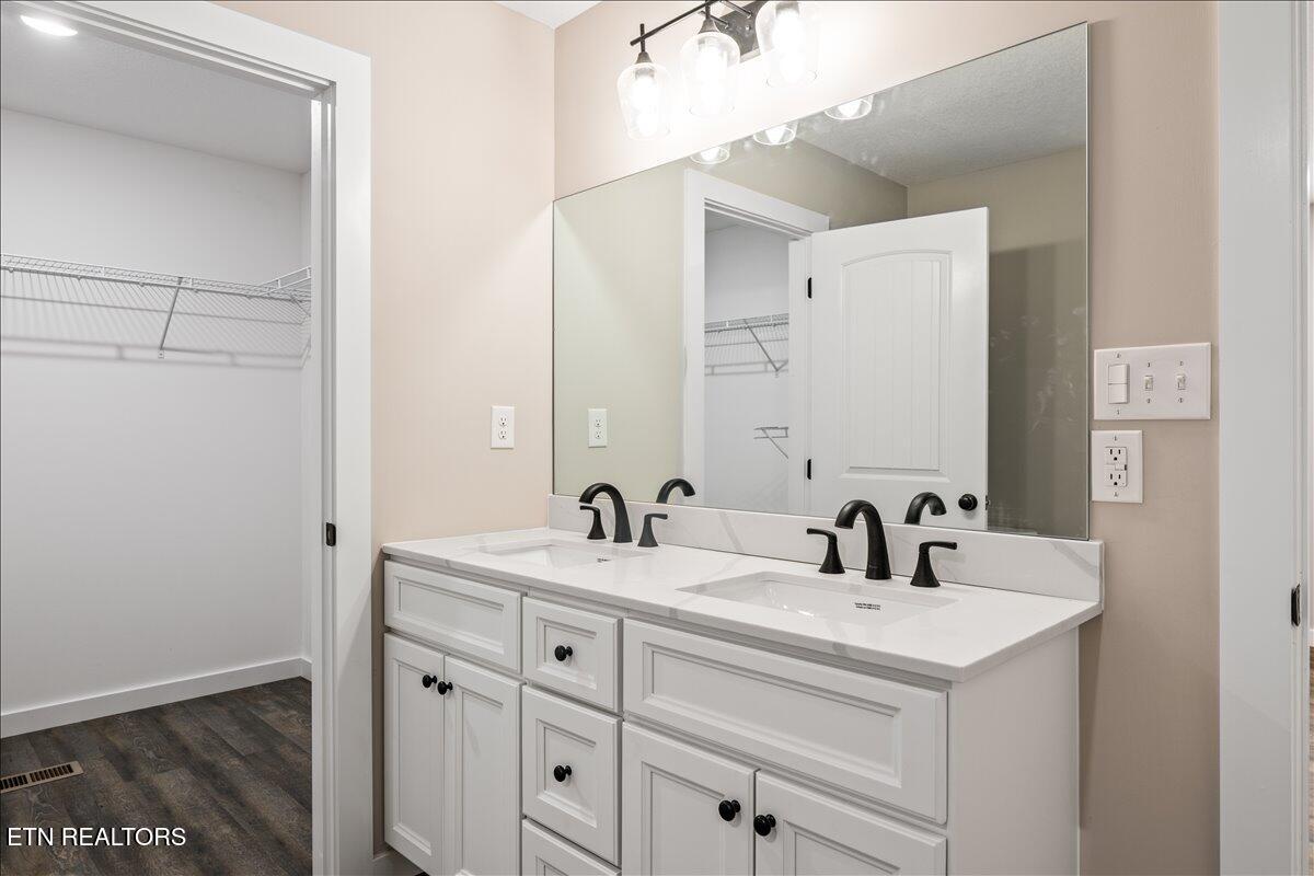 114 Brook Lane Lafollette TN 37766