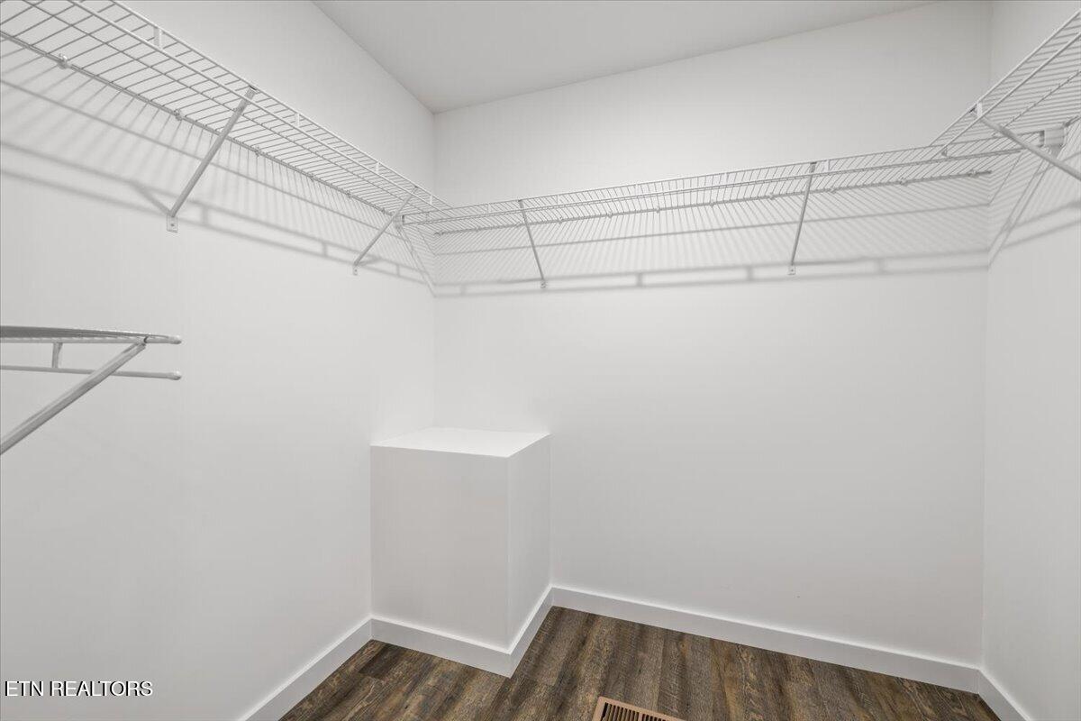 114 Brook Lane Lafollette TN 37766