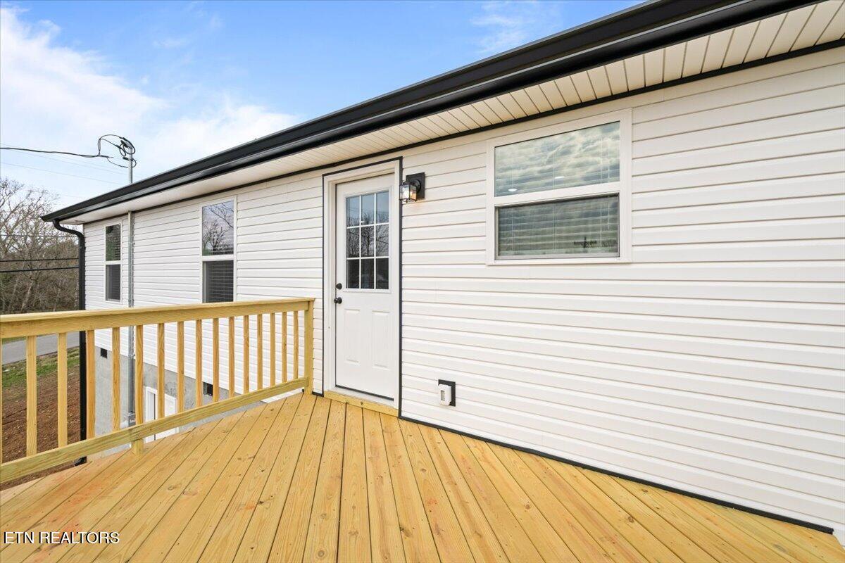 114 Brook Lane Lafollette TN 37766
