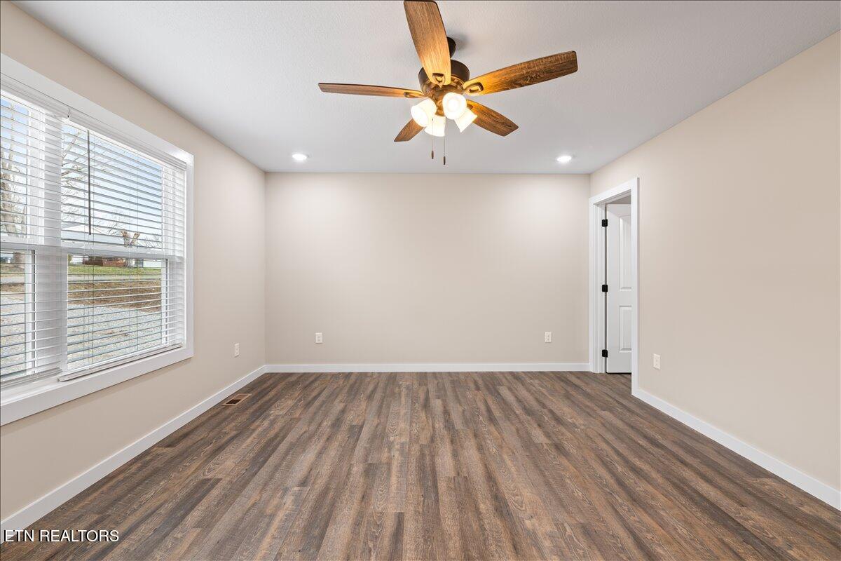 114 Brook Lane Lafollette TN 37766