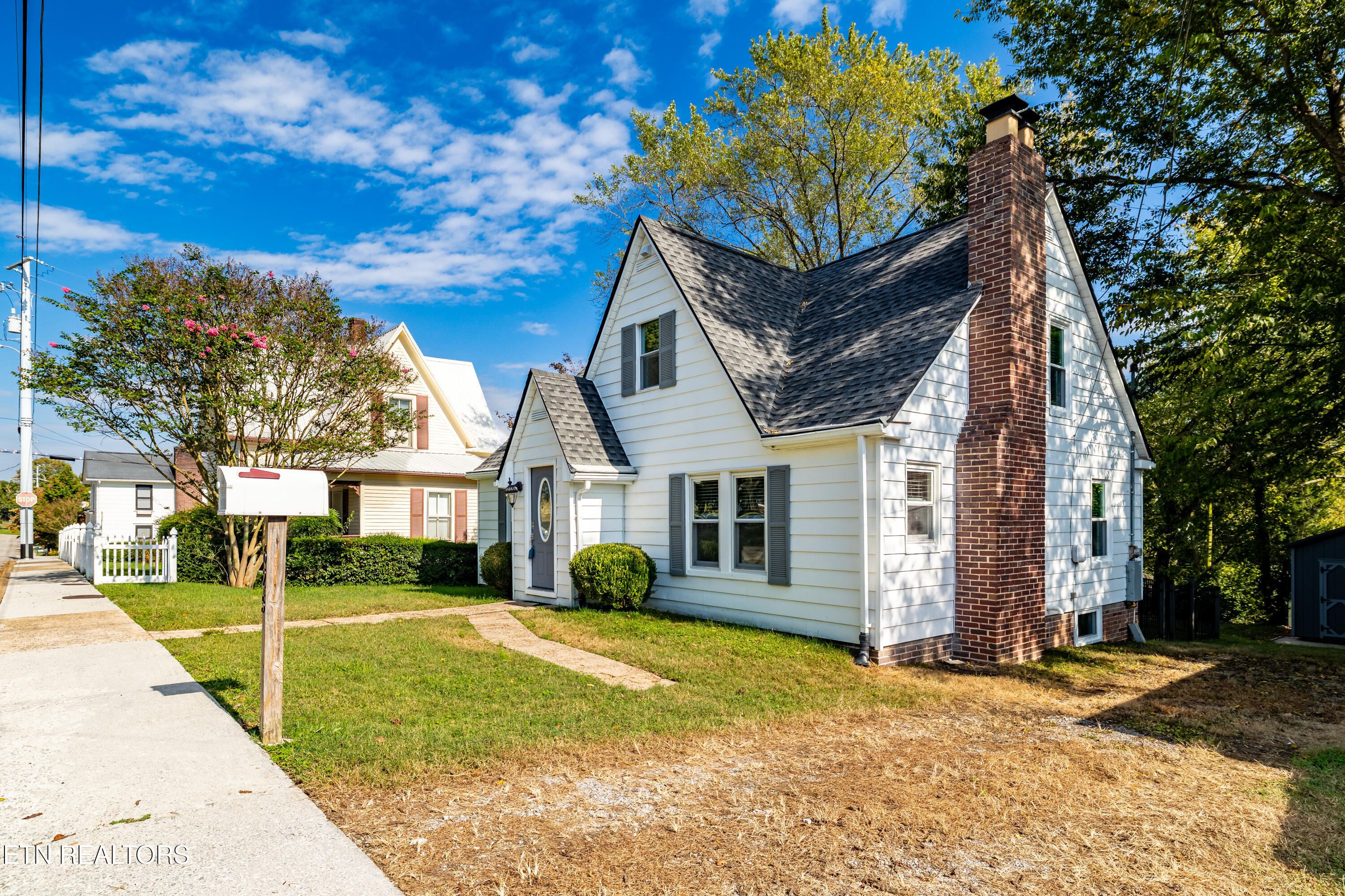 625 Medaris Street Clinton TN 37716