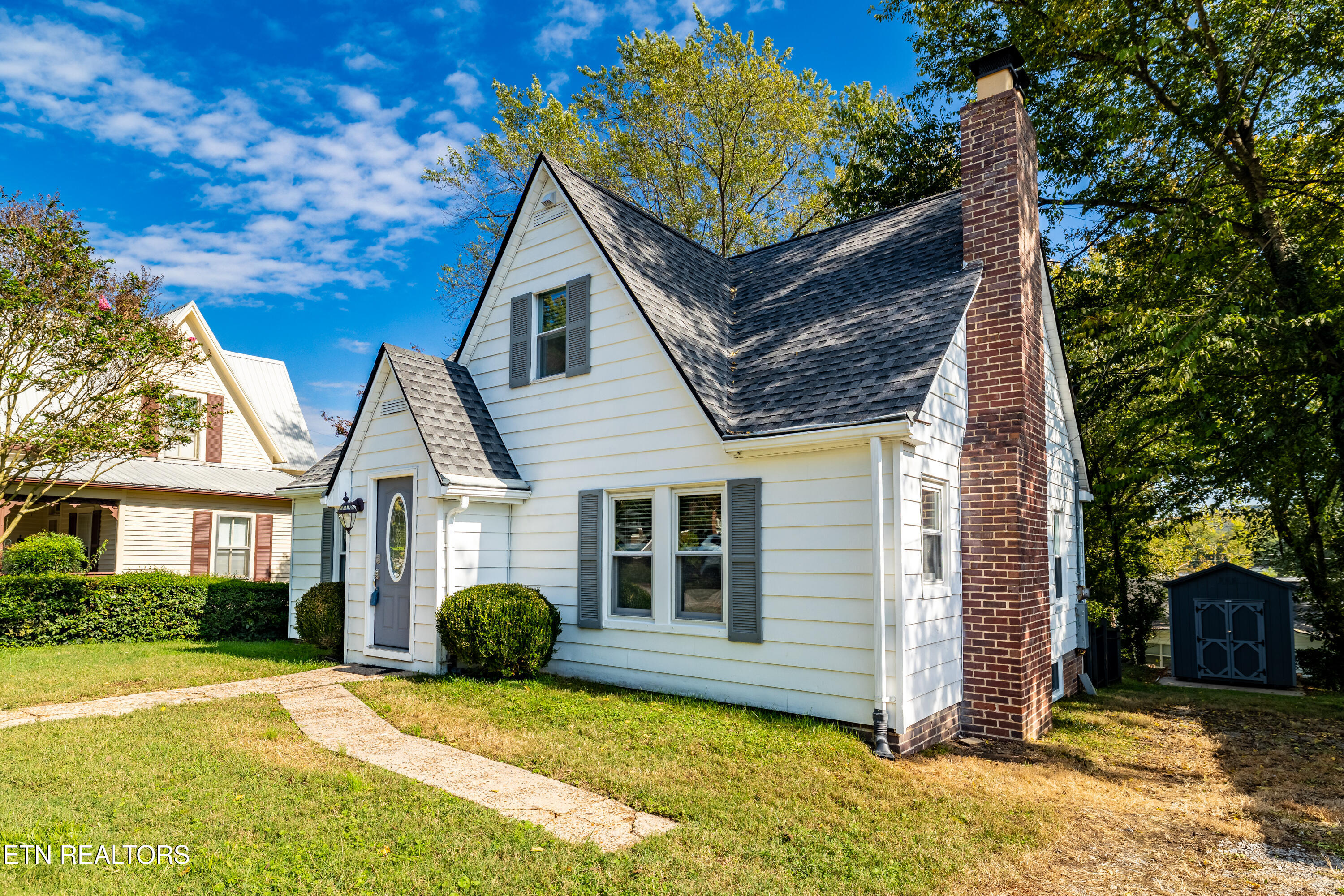 625 Medaris Street Clinton TN 37716