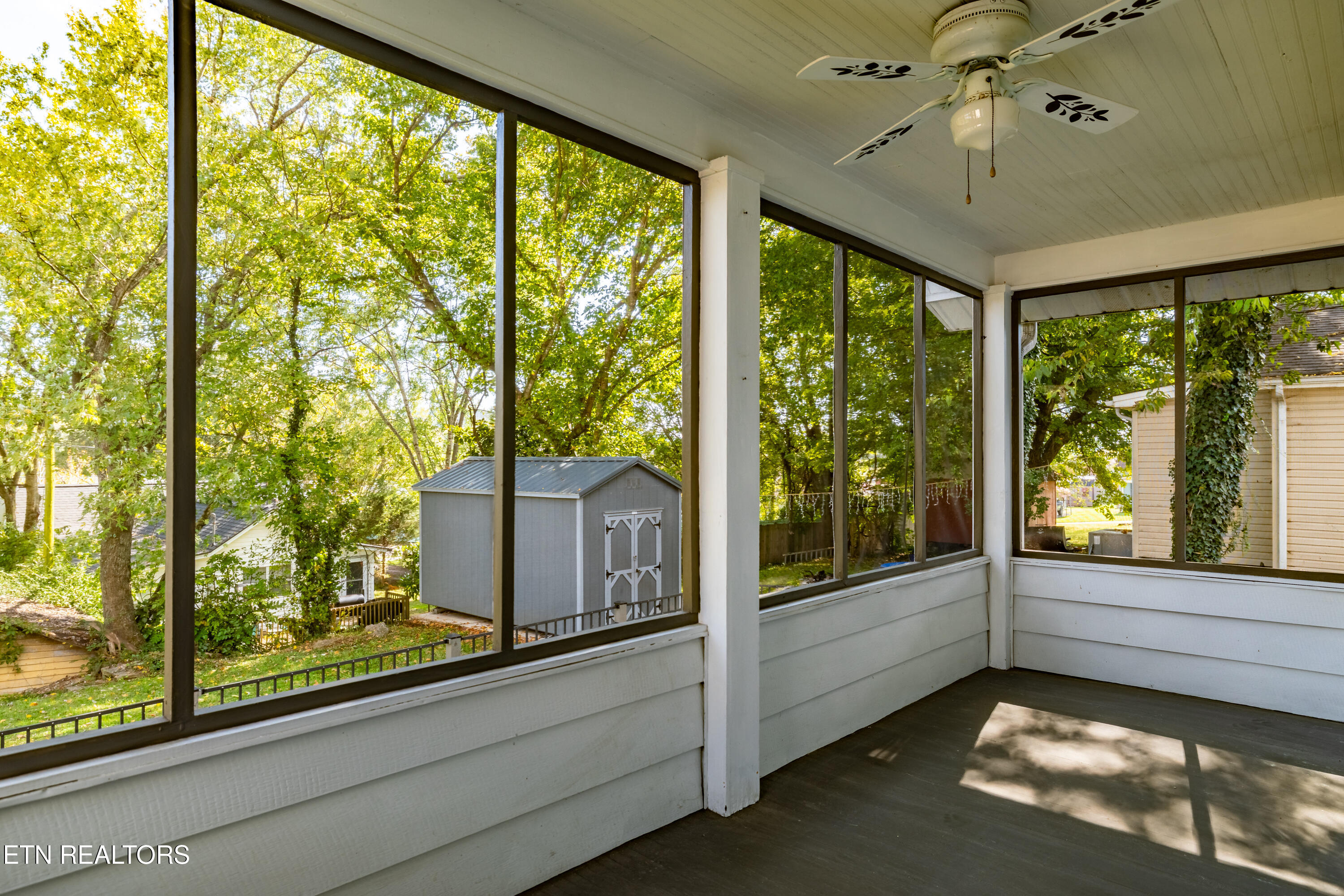 625 Medaris Street Clinton TN 37716