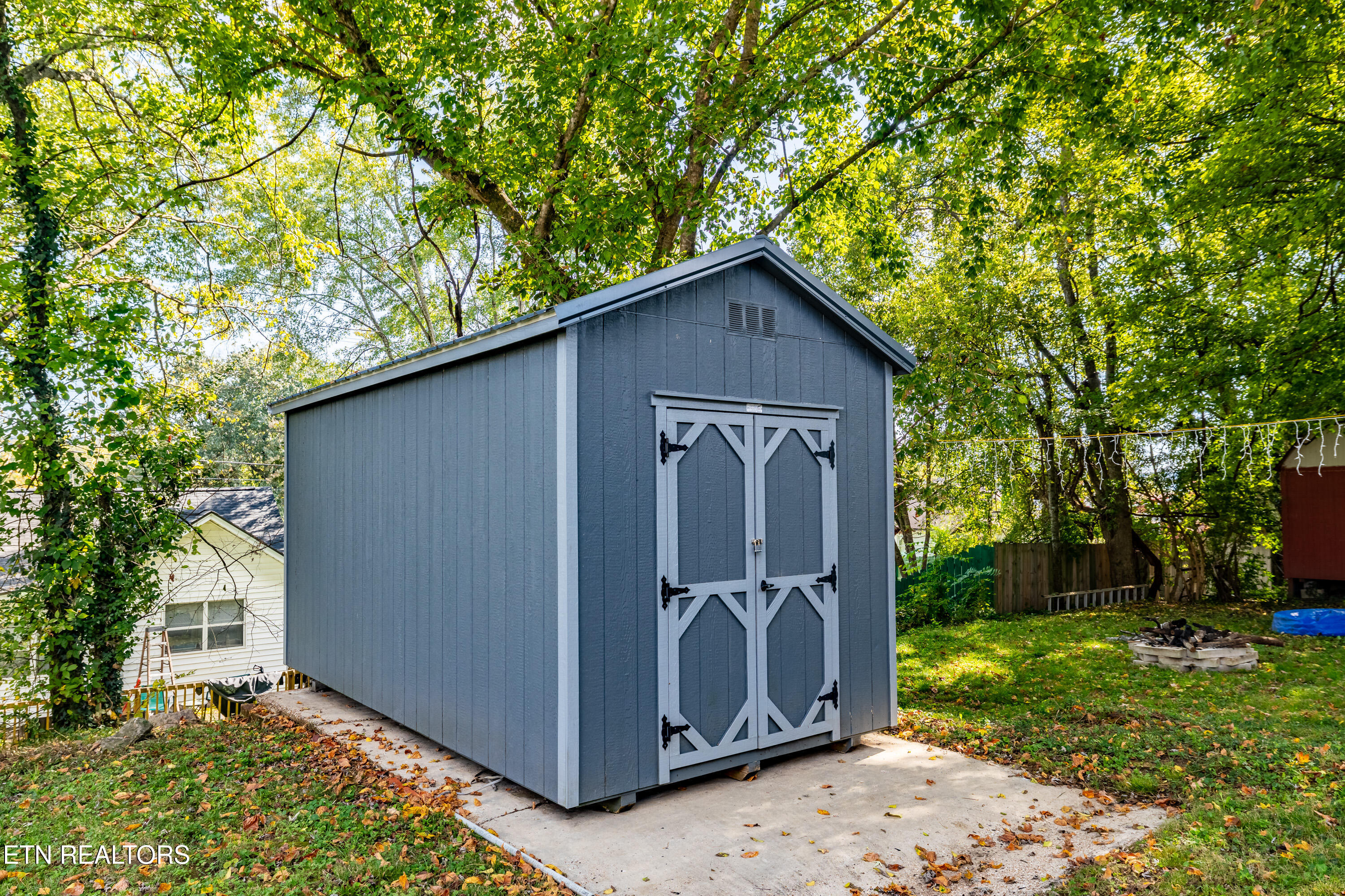 625 Medaris Street Clinton TN 37716