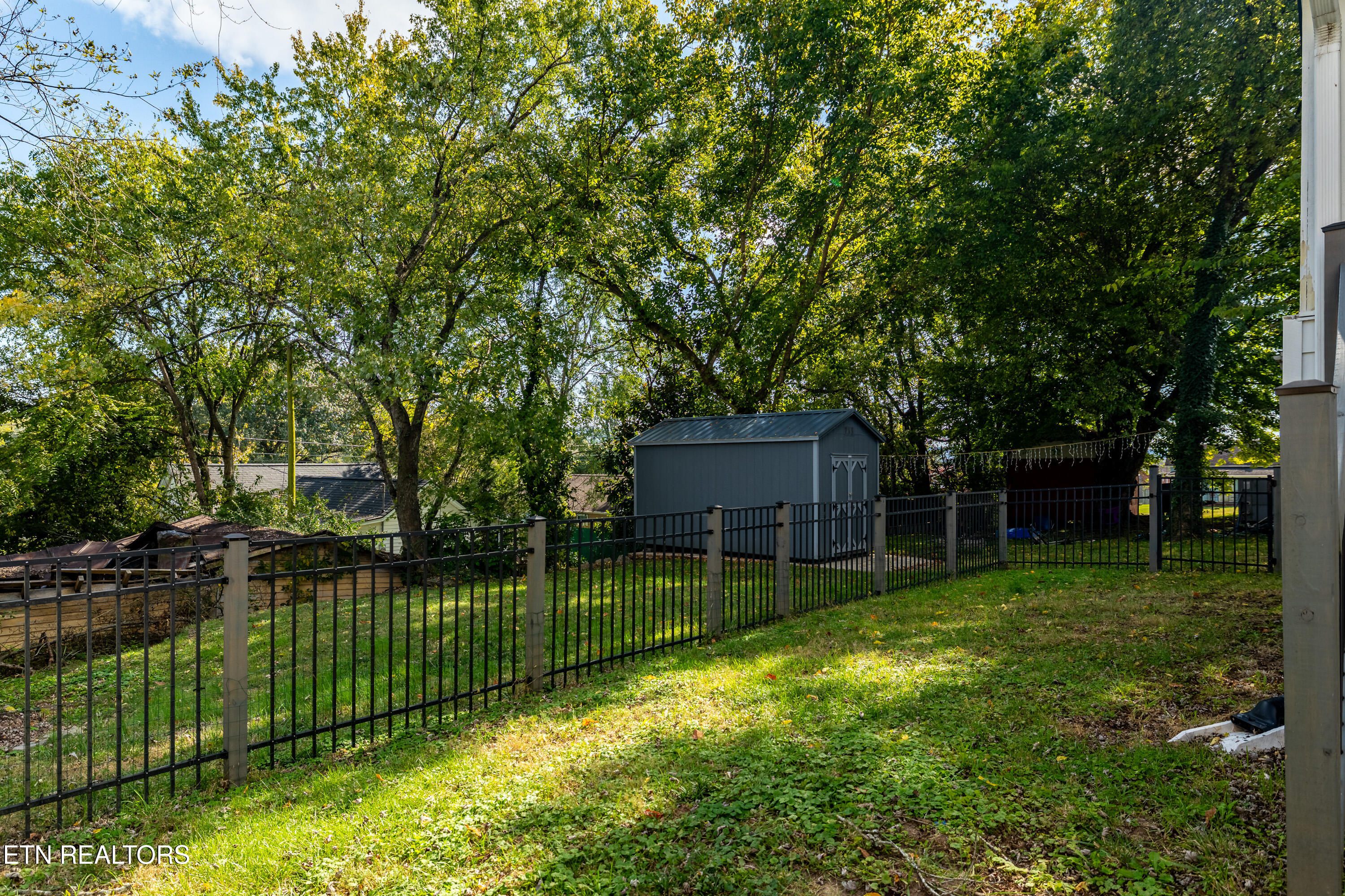 625 Medaris Street Clinton TN 37716