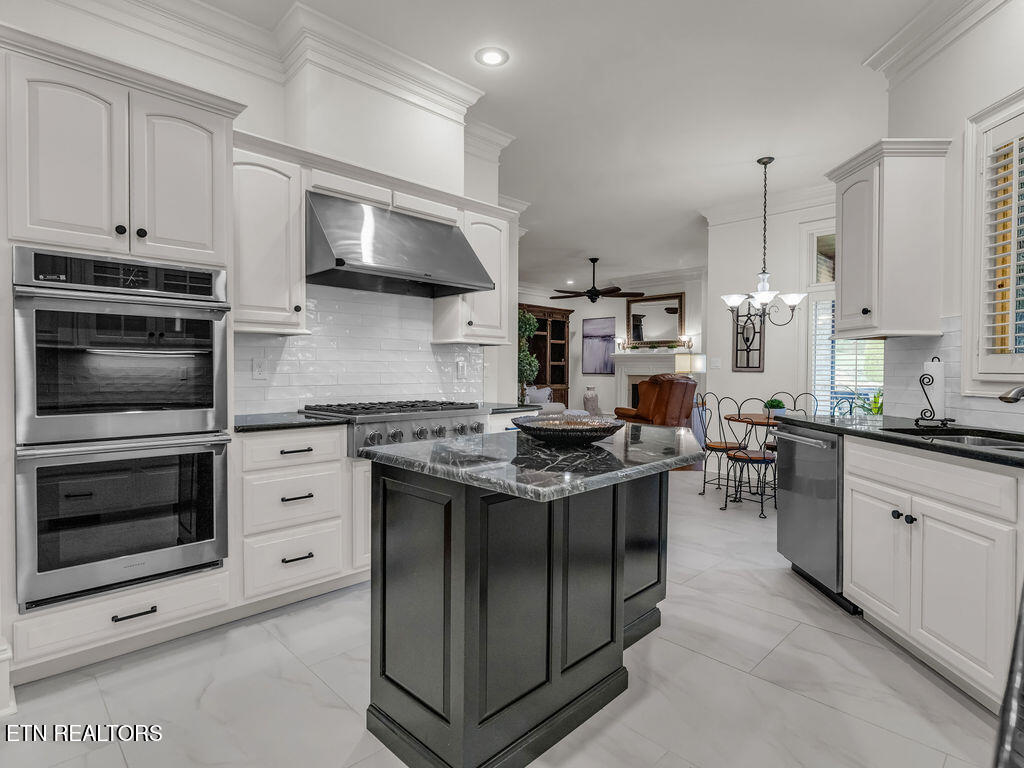 1448 Hirst Circle Lenoir City TN 37772