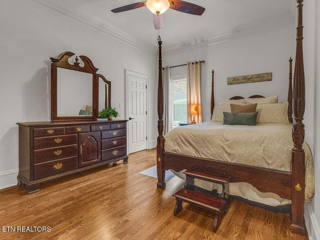 1448 Hirst Circle Lenoir City TN 37772