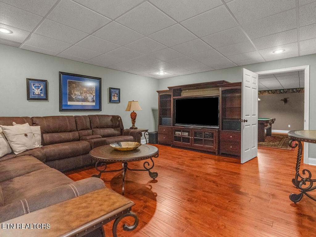 1448 Hirst Circle Lenoir City TN 37772
