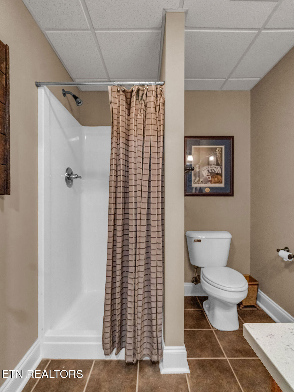 1448 Hirst Circle Lenoir City TN 37772