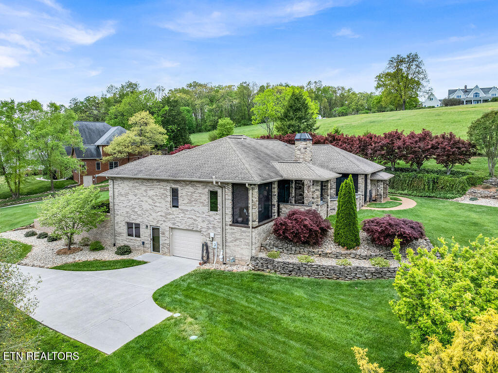 1448 Hirst Circle Lenoir City TN 37772