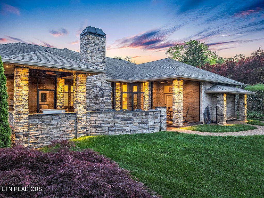 1448 Hirst Circle Lenoir City TN 37772