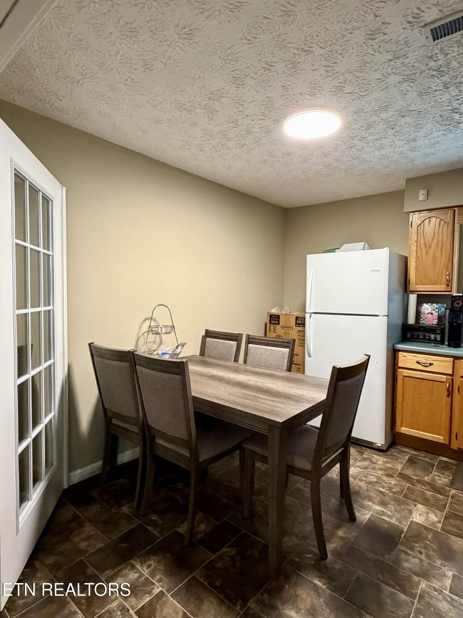 1165 Towe String Road Jacksboro TN 37757