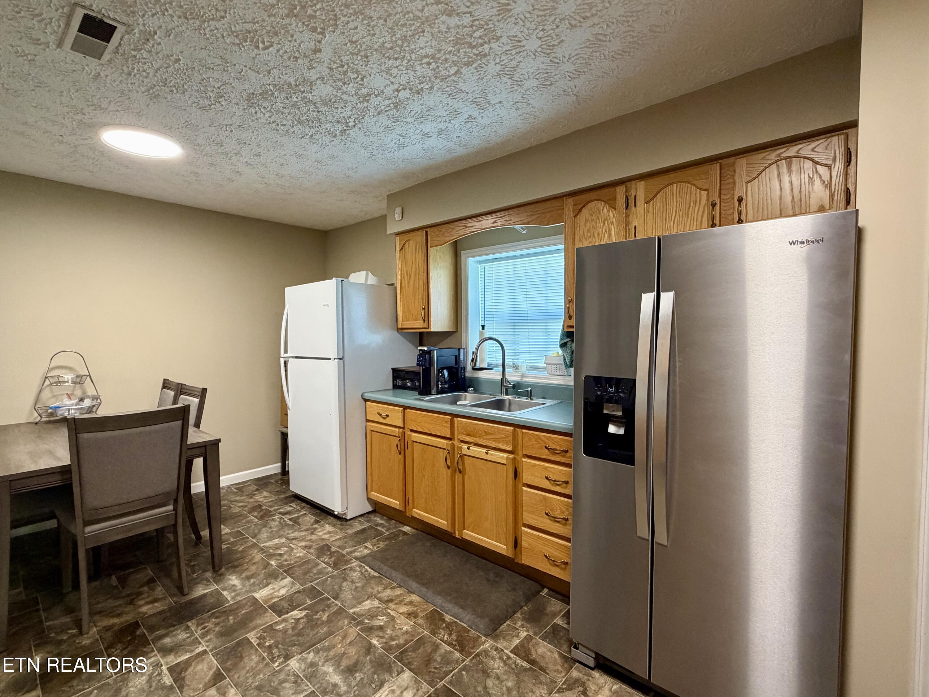 1165 Towe String Road Jacksboro TN 37757