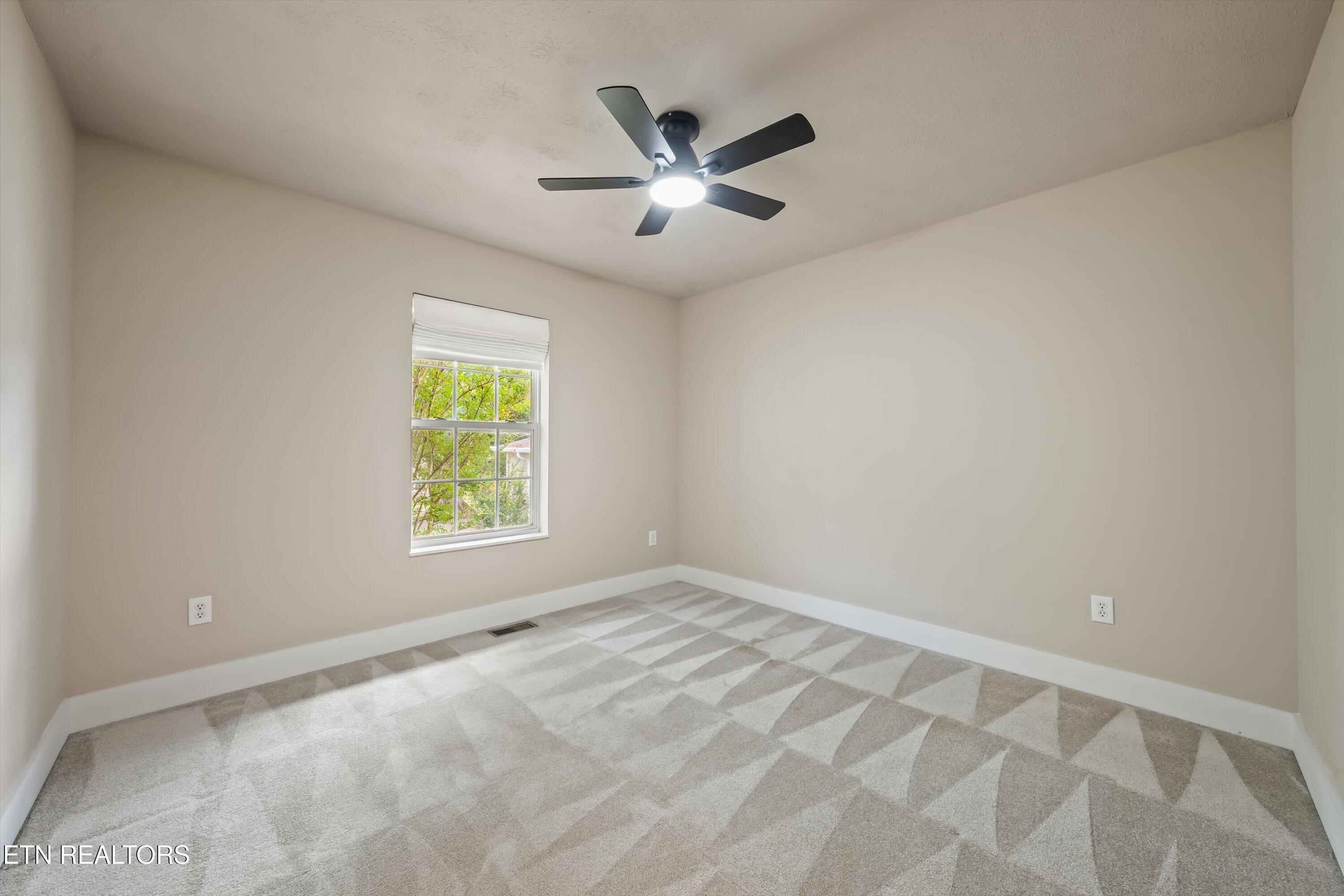 2707 Lady Bug Lane Maryville TN 37803