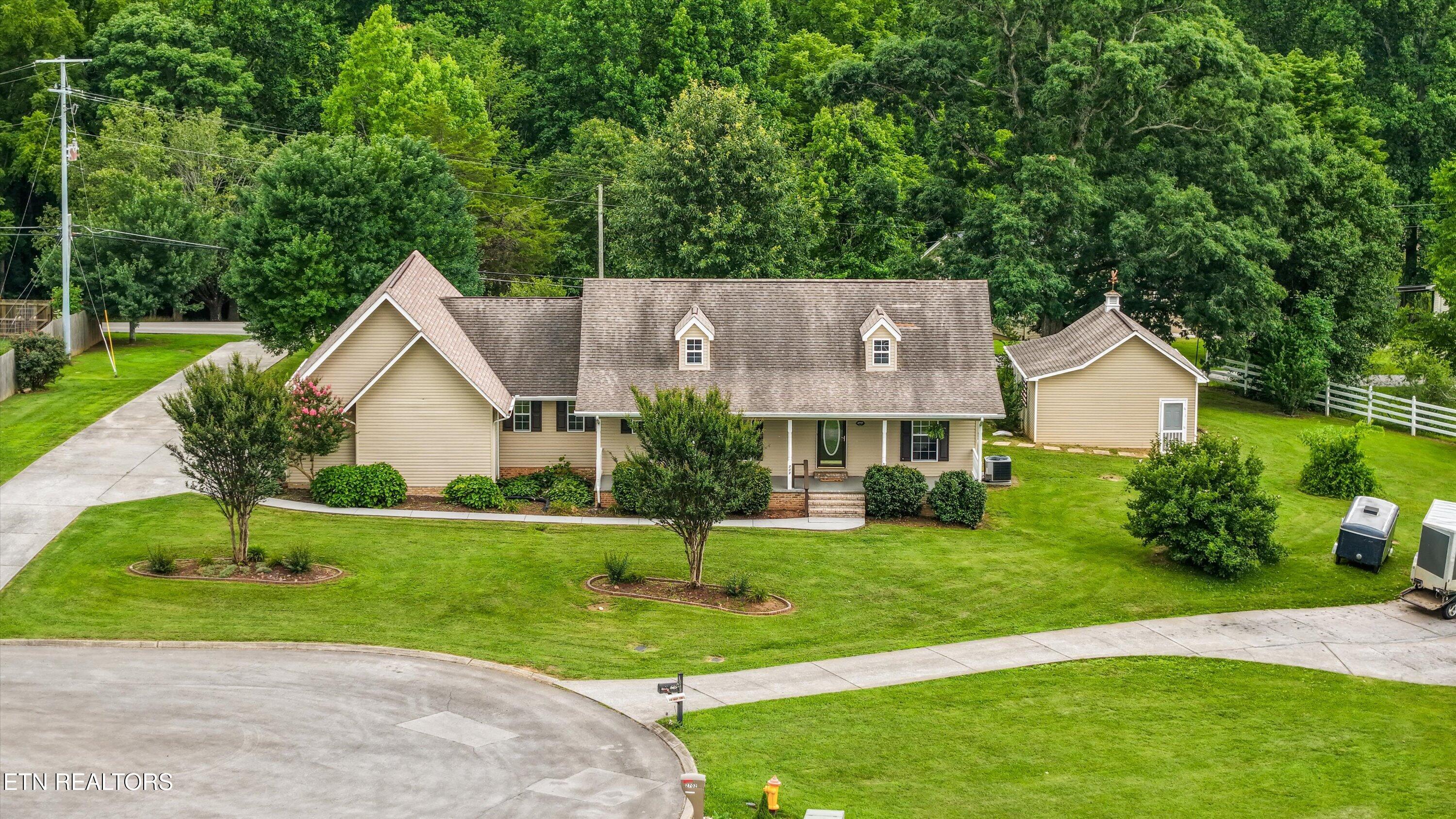 2707 Lady Bug Lane Maryville TN 37803