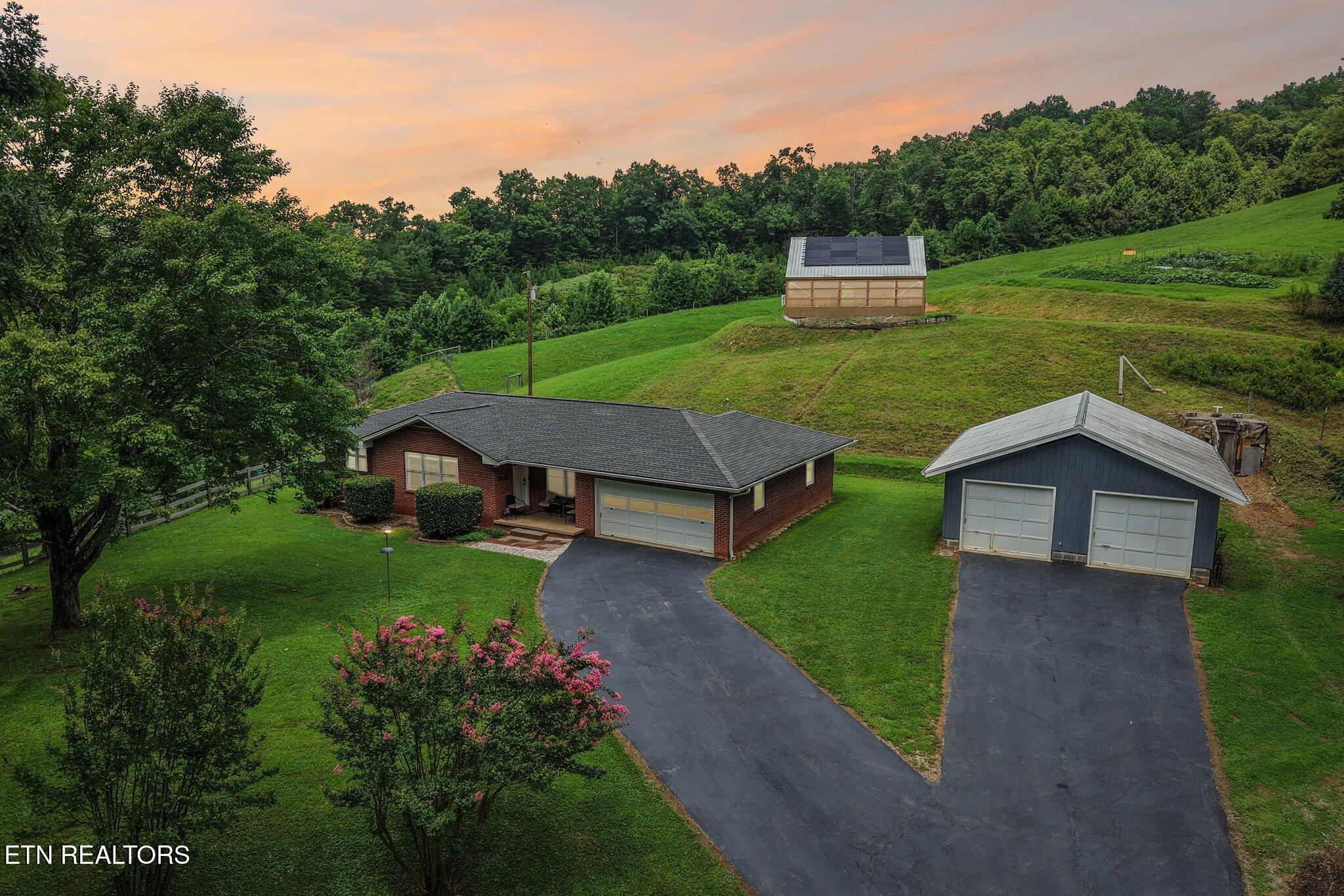 4311 Grindstone Ridge Road Pigeon Forge TN 37863