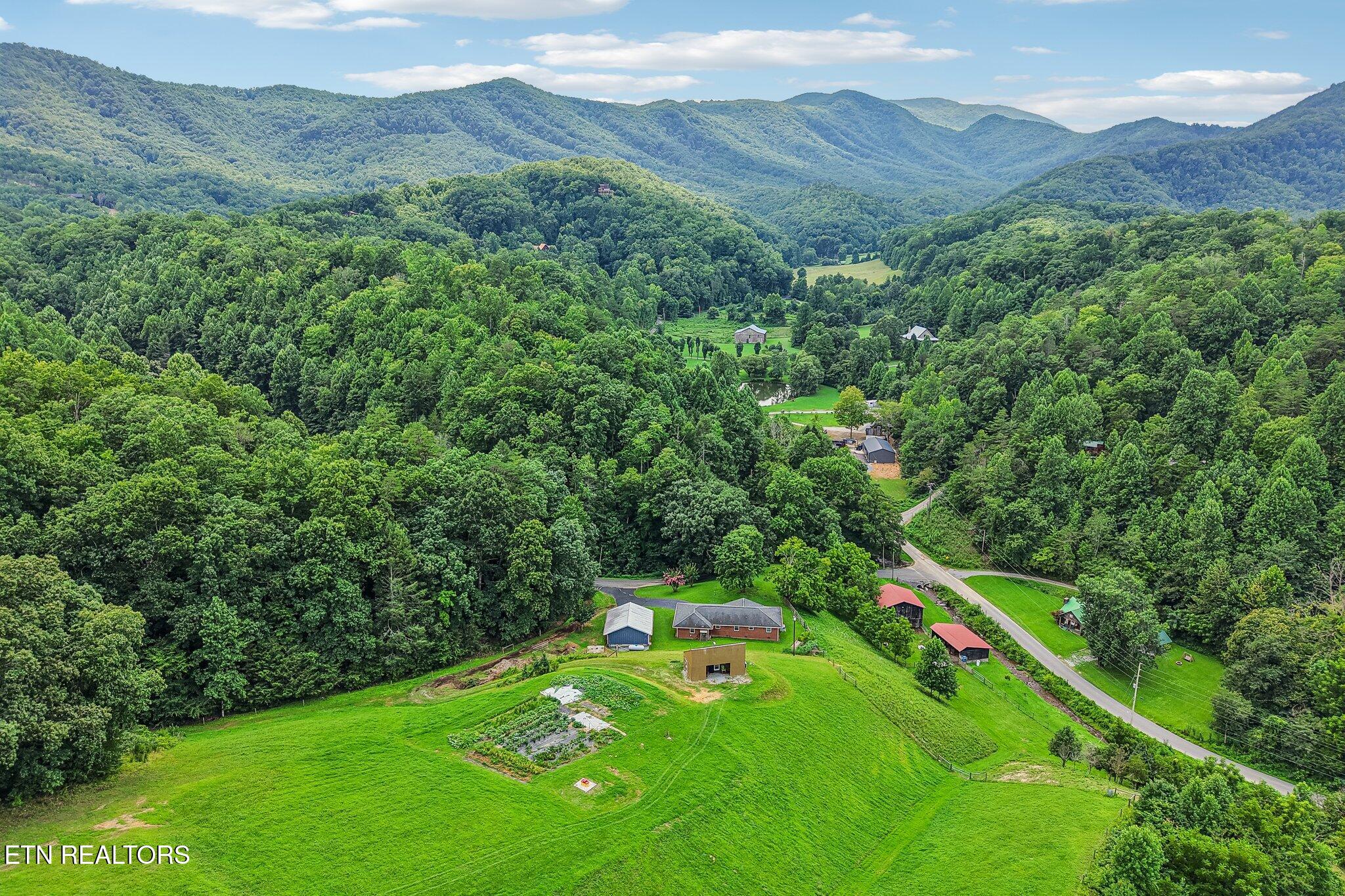 4311 Grindstone Ridge Road Pigeon Forge TN 37863