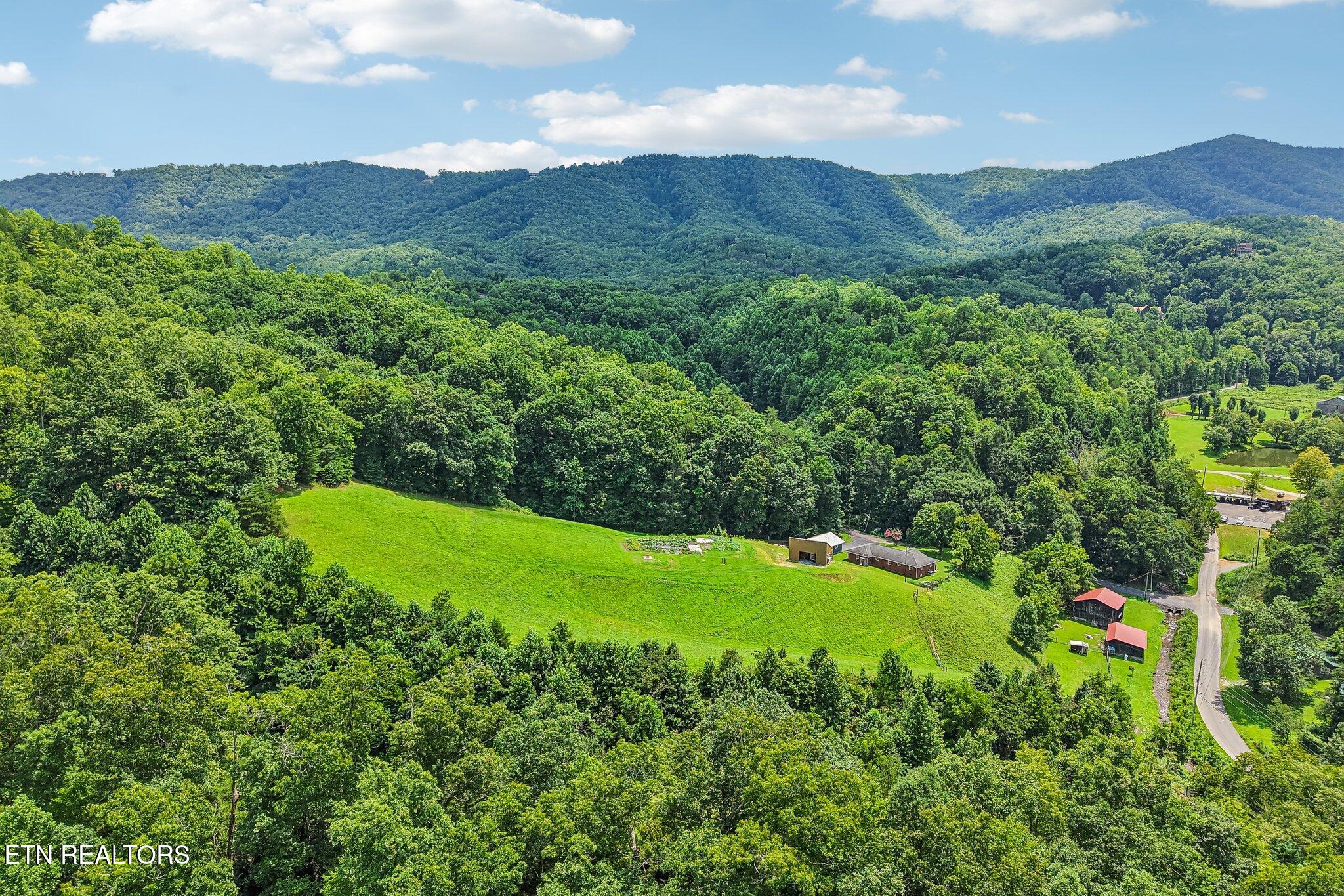 4311 Grindstone Ridge Road Pigeon Forge TN 37863