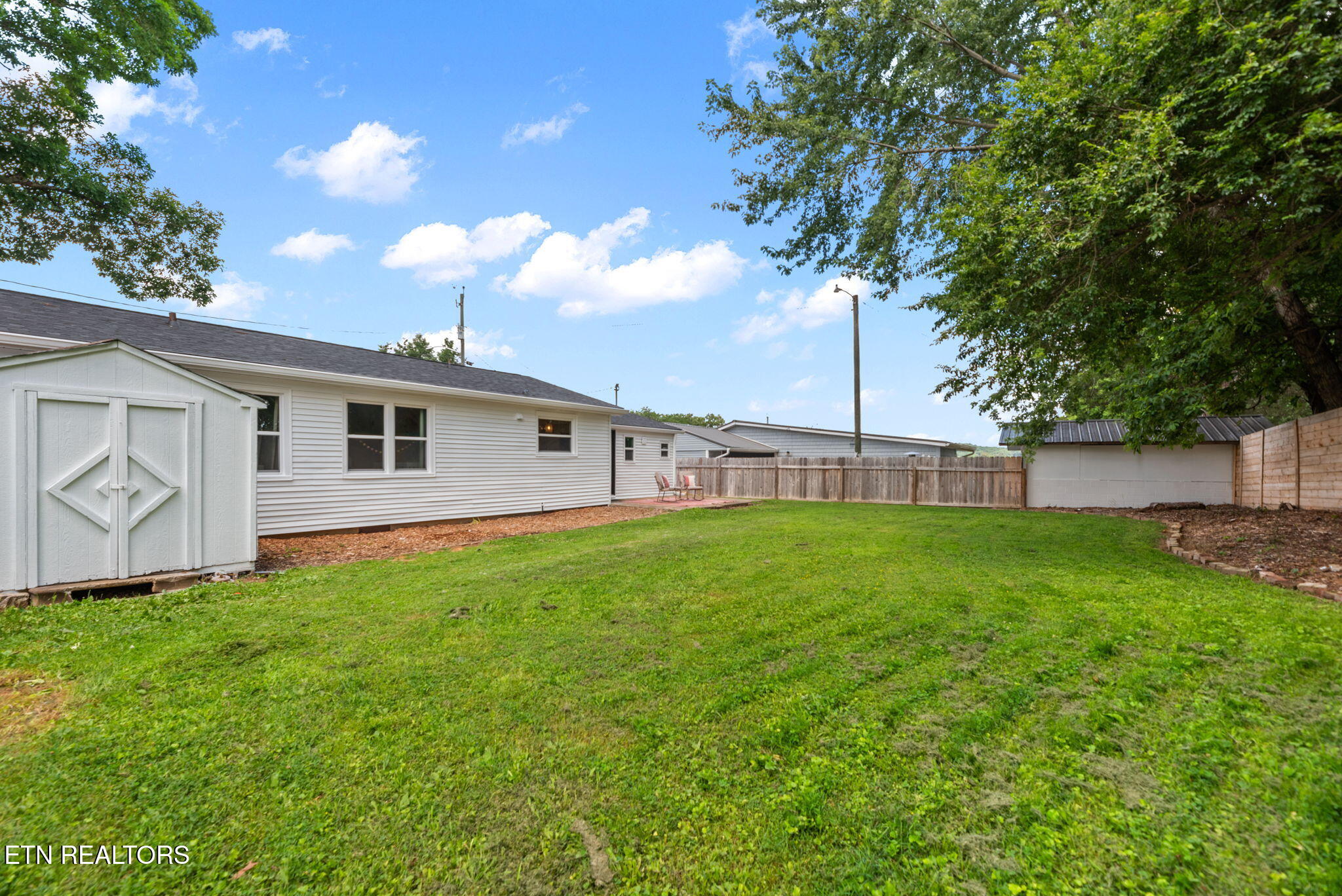 1314 E Walnut Grove Drive Knoxville TN 37918