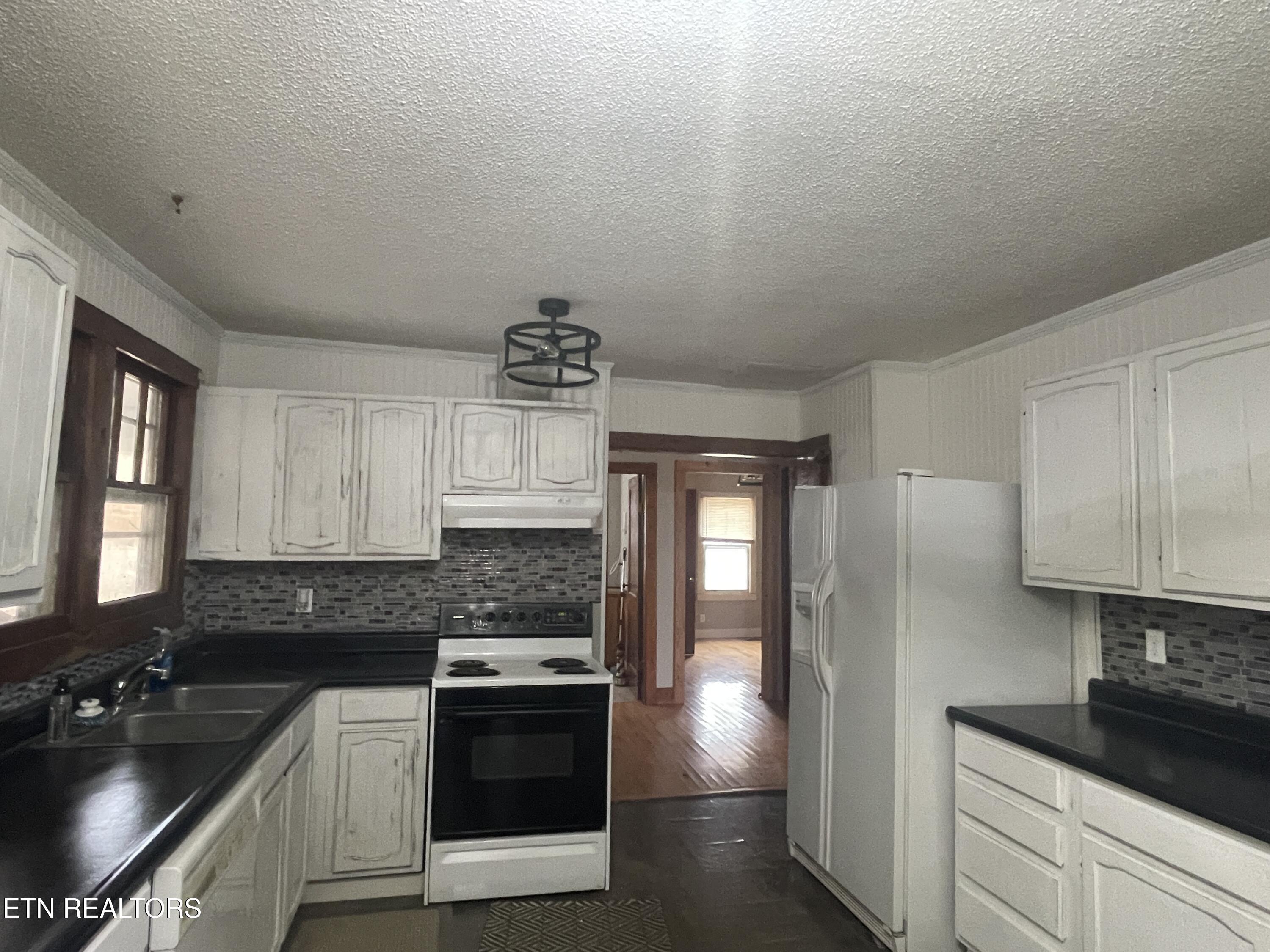 117 Cedar Valley Road Sweetwater TN 37874