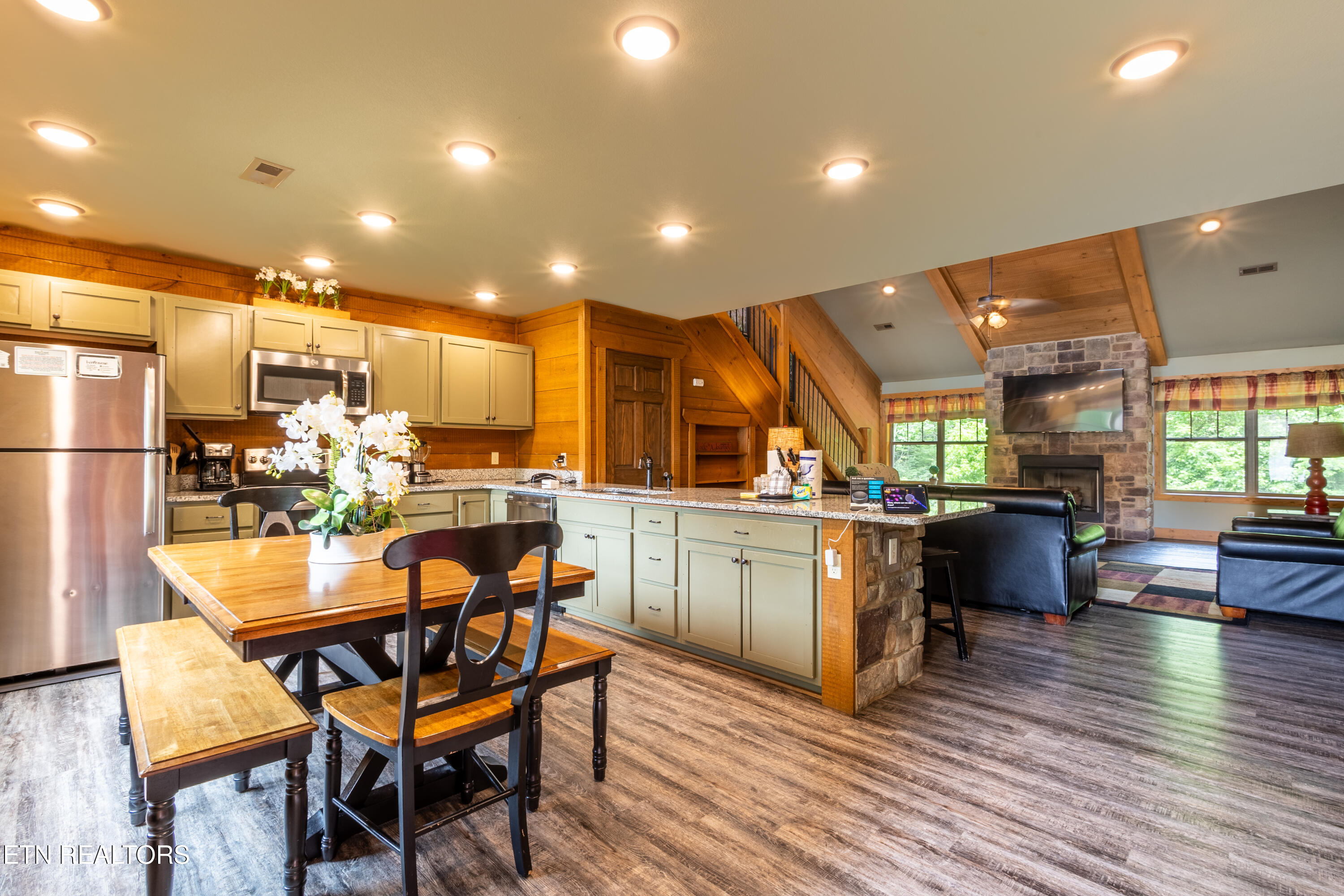 1128 Anastasia Way Gatlinburg TN 37738