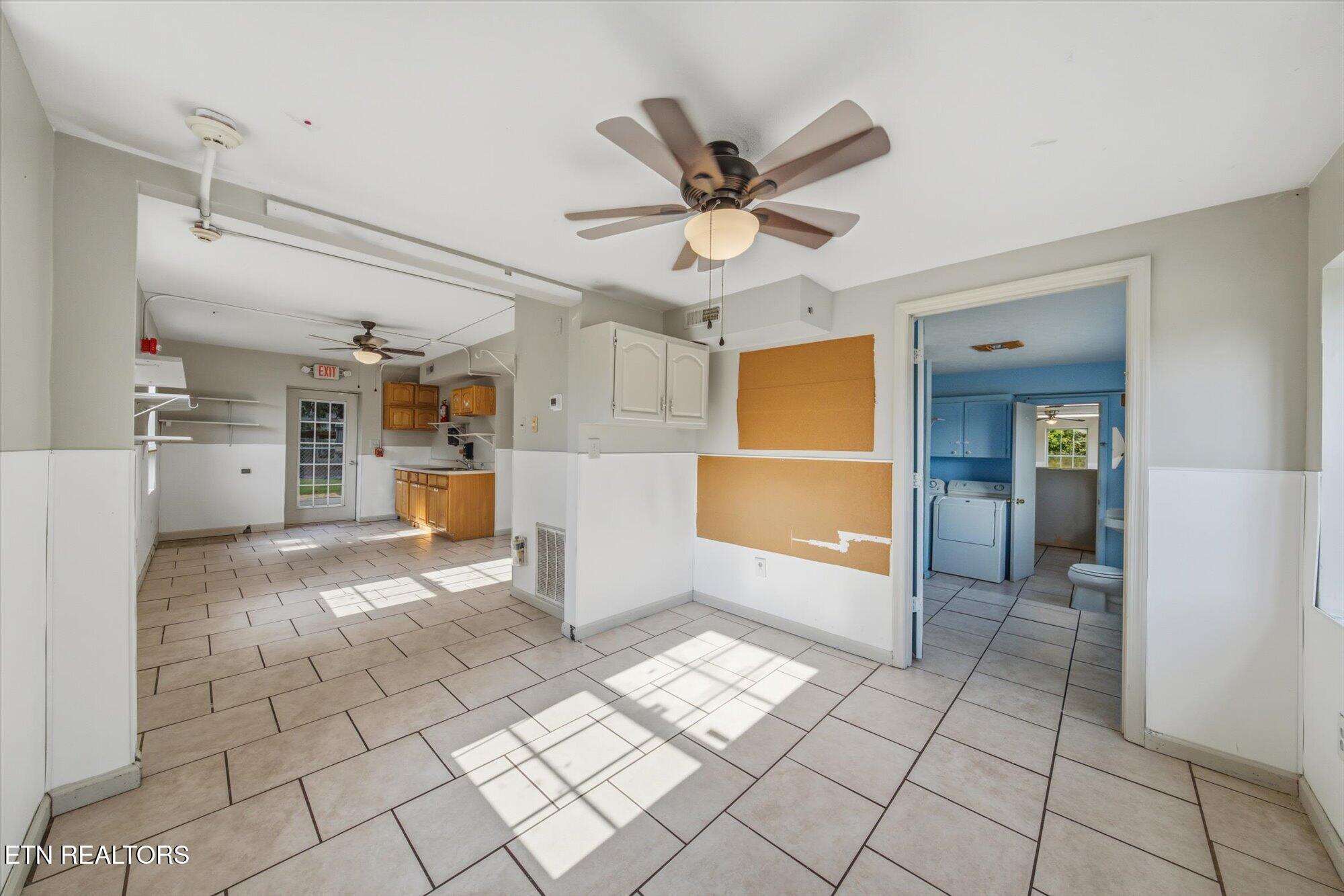 607 Old Tacora Hills Road Clinton TN 37716