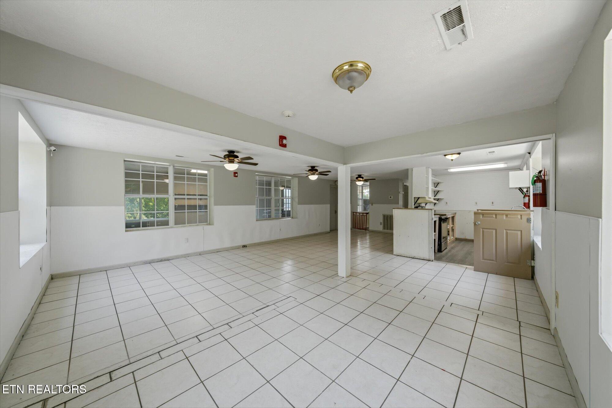 607 Old Tacora Hills Road Clinton TN 37716