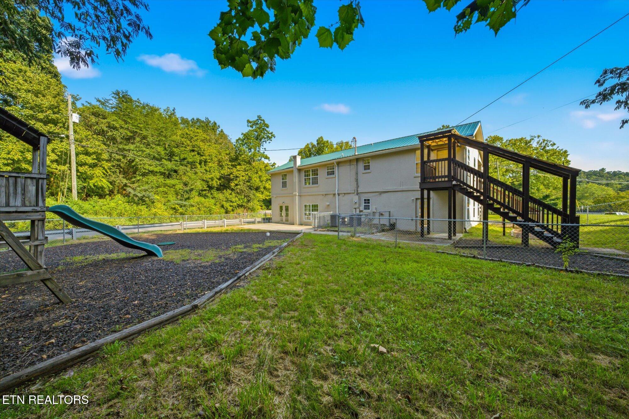 607 Old Tacora Hills Road Clinton TN 37716
