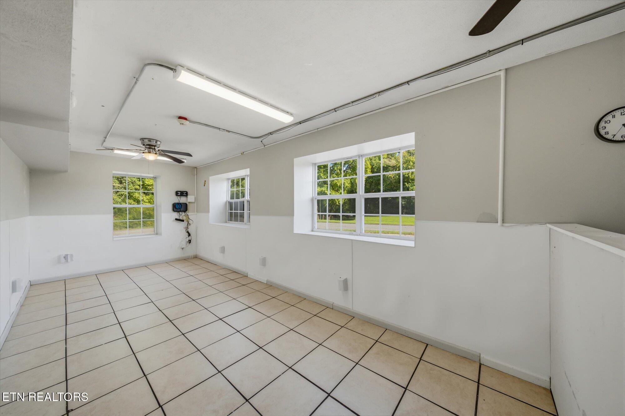 607 Old Tacora Hills Road Clinton TN 37716