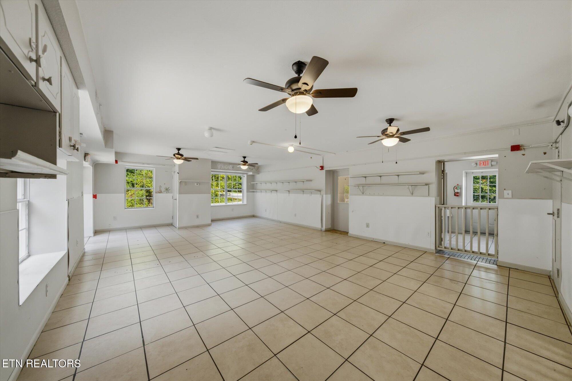 607 Old Tacora Hills Road Clinton TN 37716