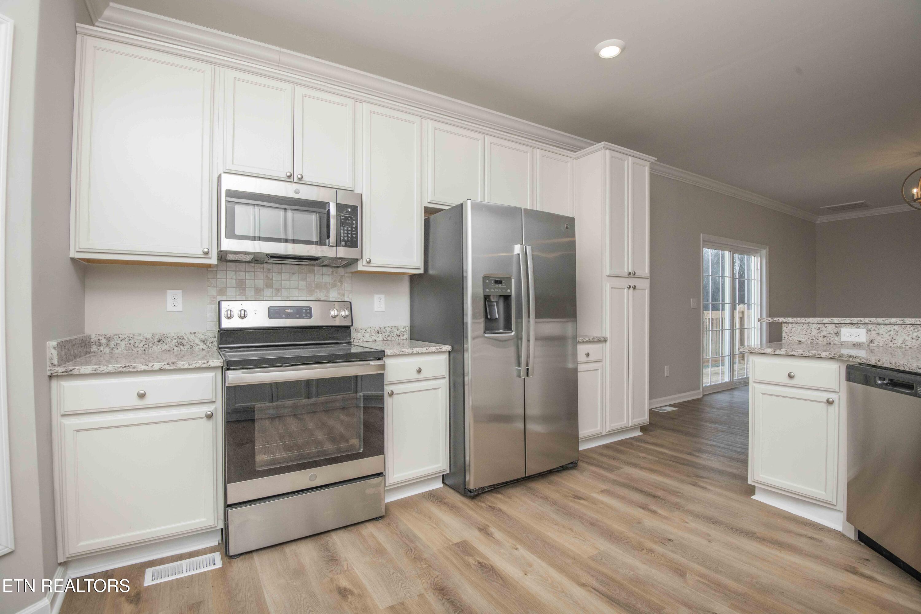 155 Waters Edge Drive Spring City TN 37381