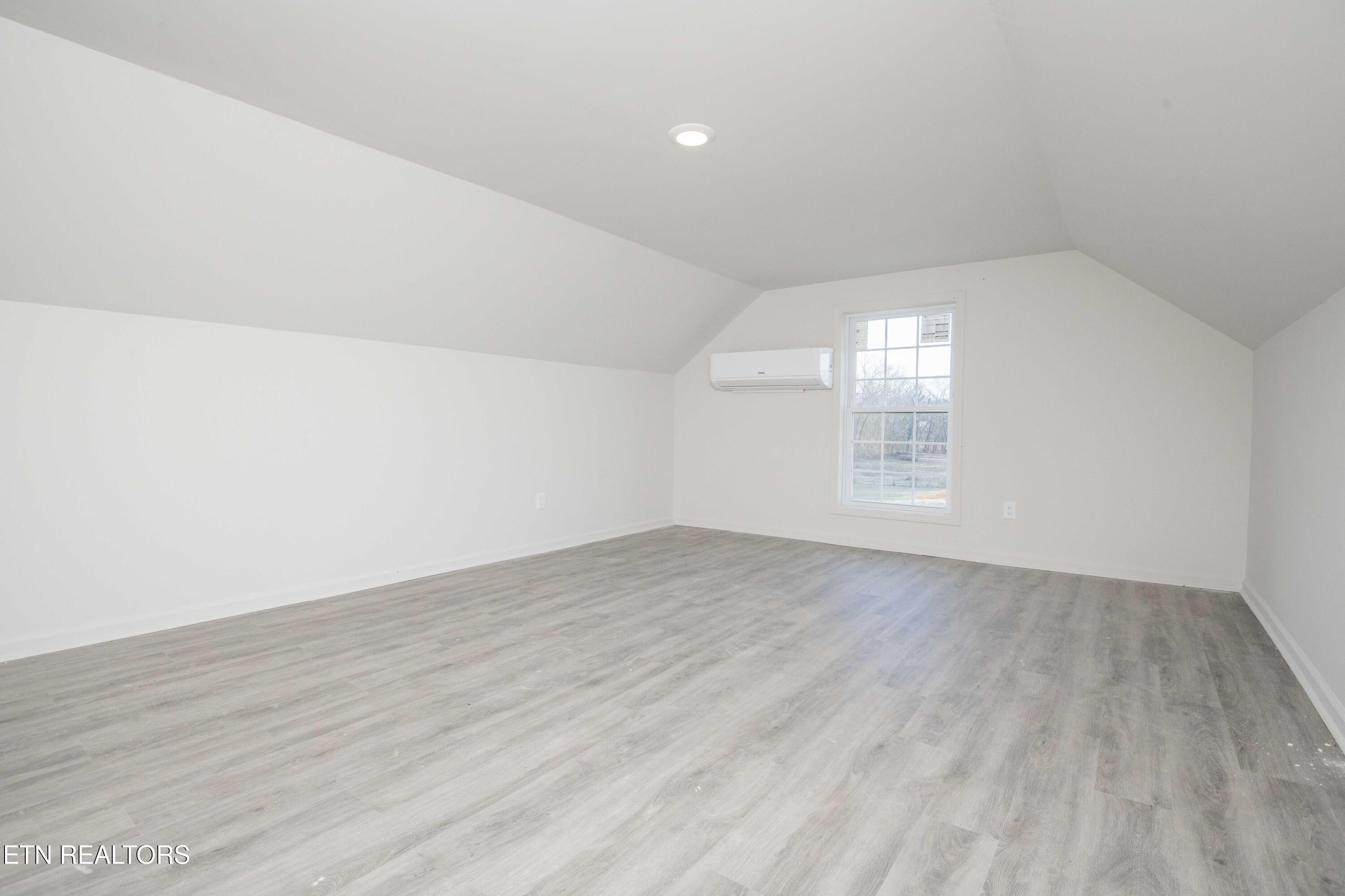 155 Waters Edge Drive Spring City TN 37381