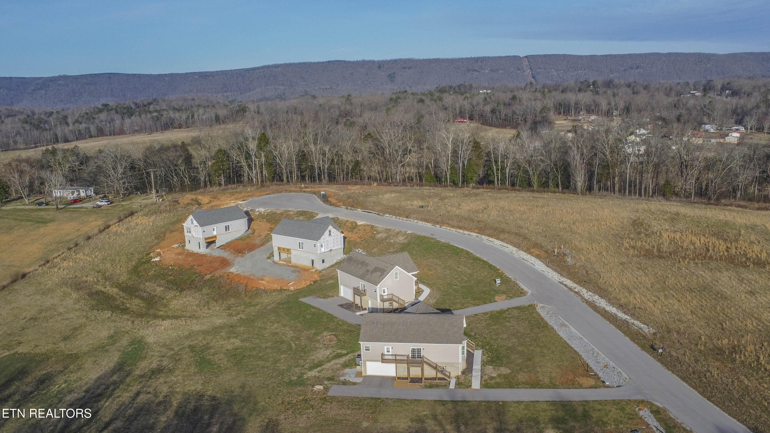 155 Waters Edge Drive Spring City TN 37381
