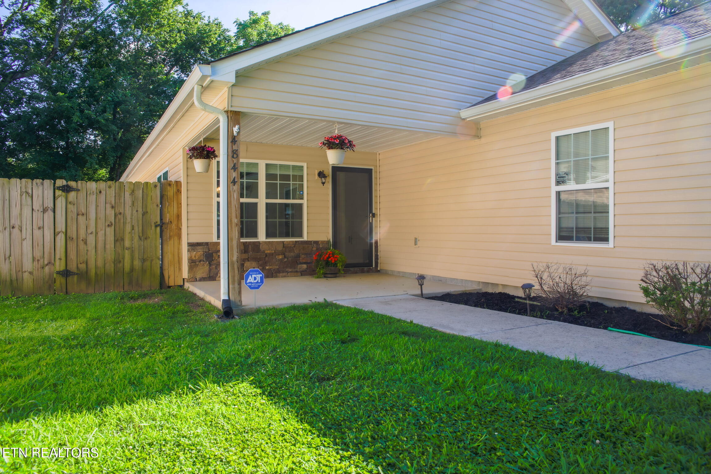 4844 Pawnee Trail Chattanooga TN 37411