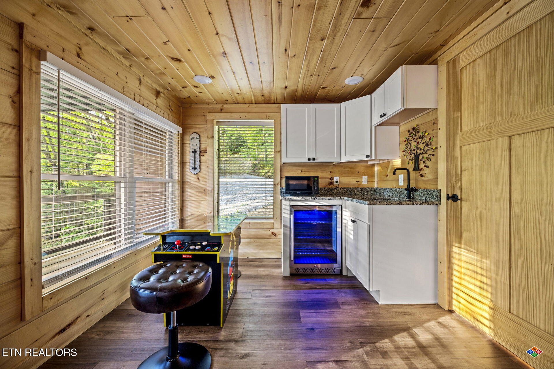 1135 Shady Grove Lane Gatlinburg TN 37738