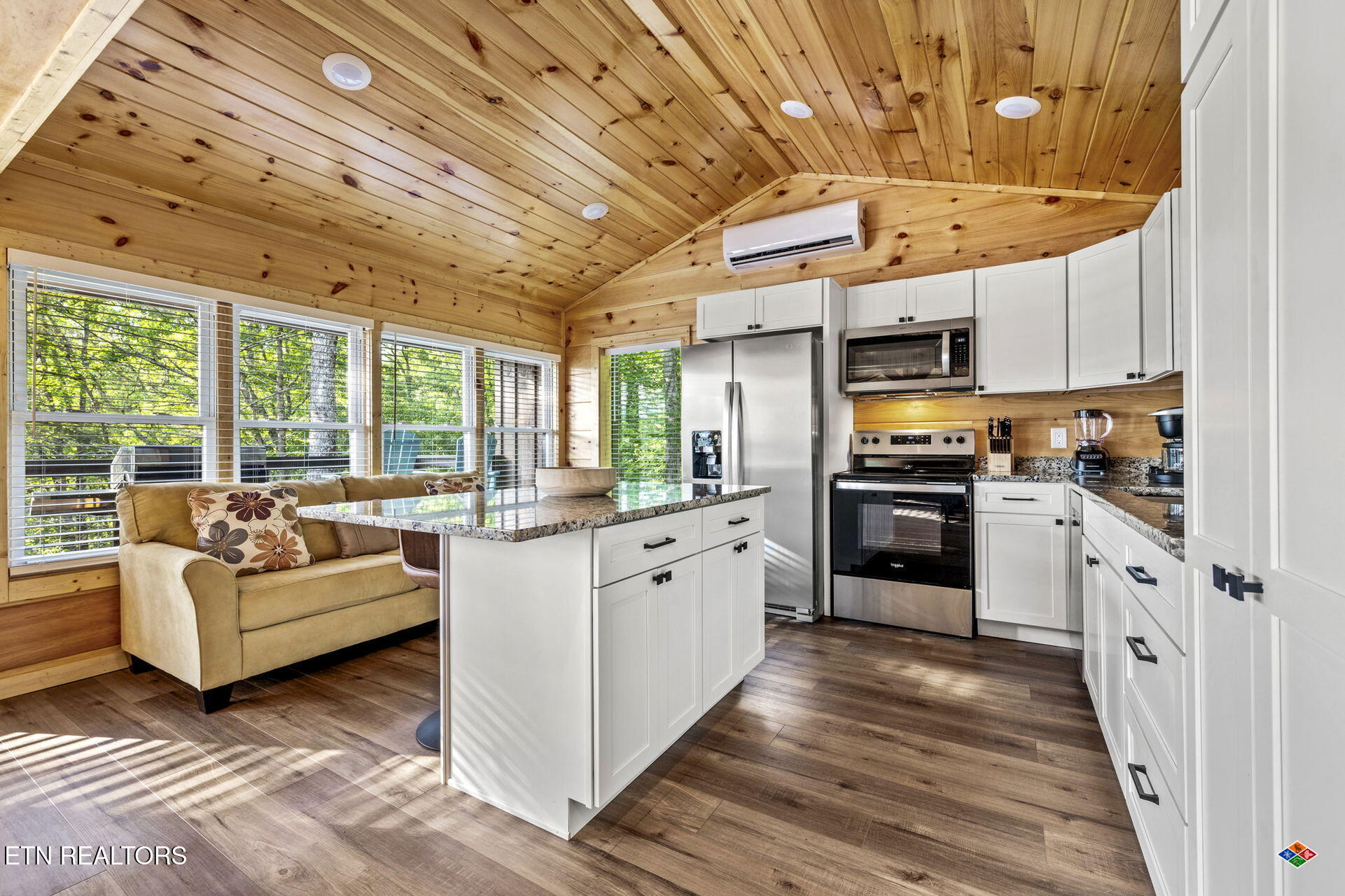 1135 Shady Grove Lane Gatlinburg TN 37738
