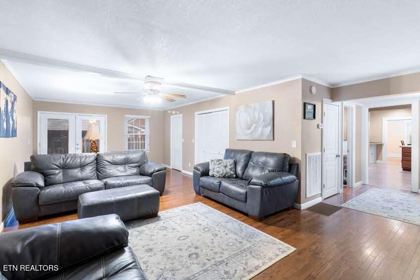 214 Broad Street Sweetwater TN 37874