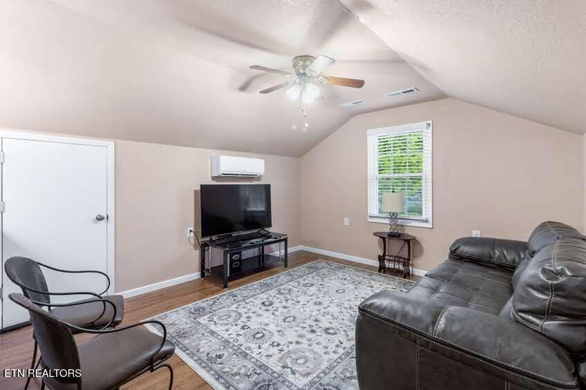 214 Broad Street Sweetwater TN 37874