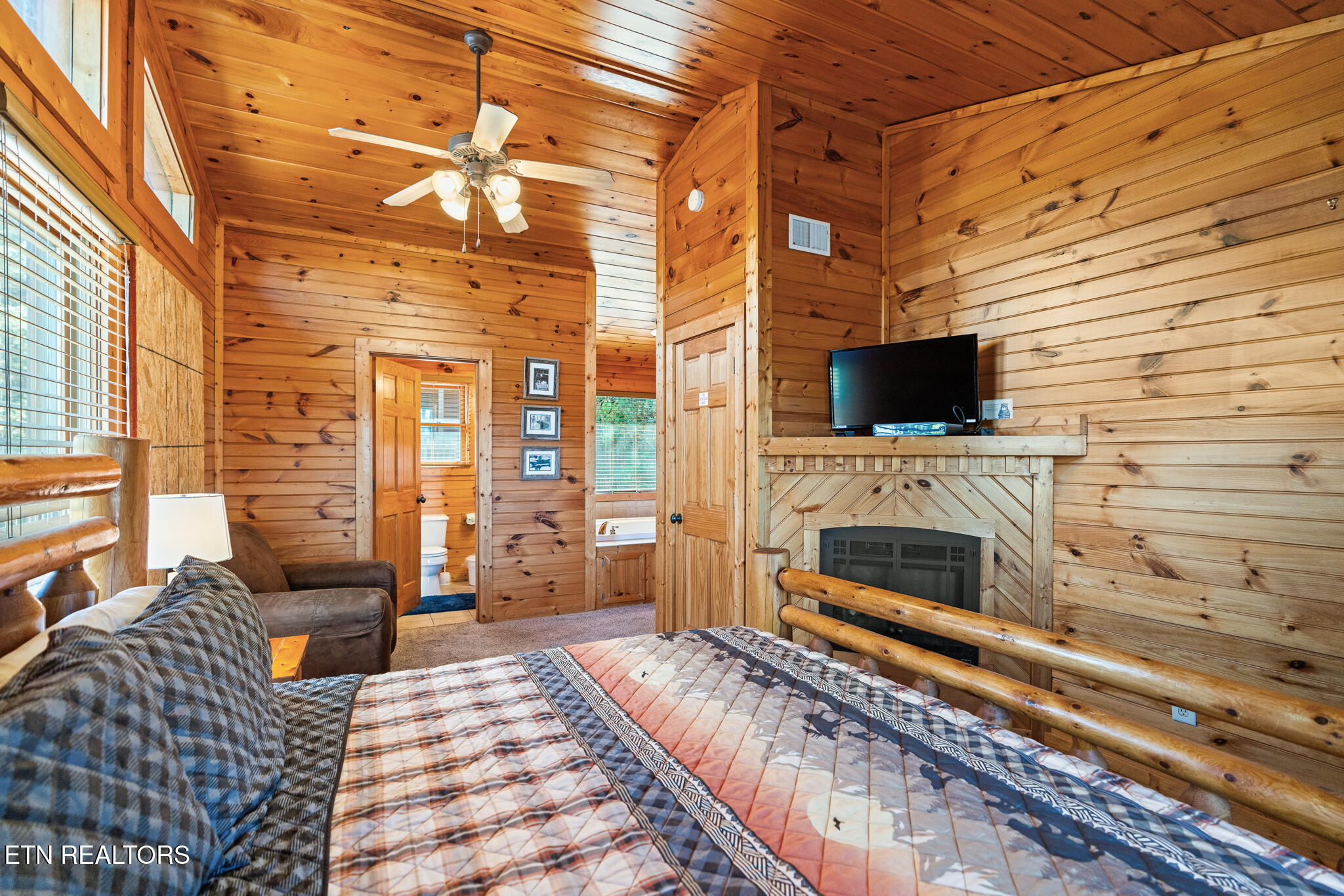 753 Glory Ridge Way Gatlinburg TN 37738