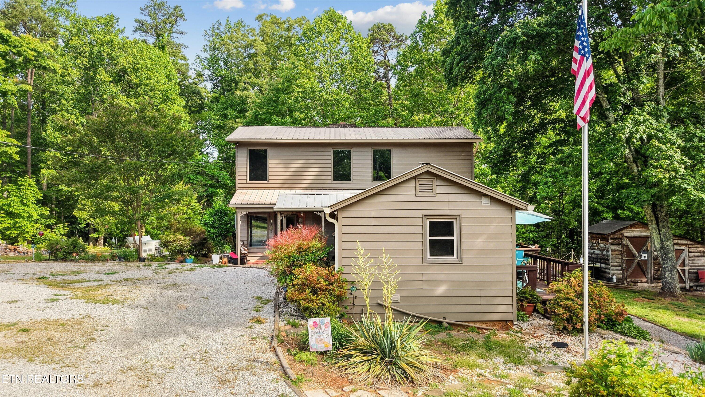 2380 Mckelvey Road Greenback TN 37742