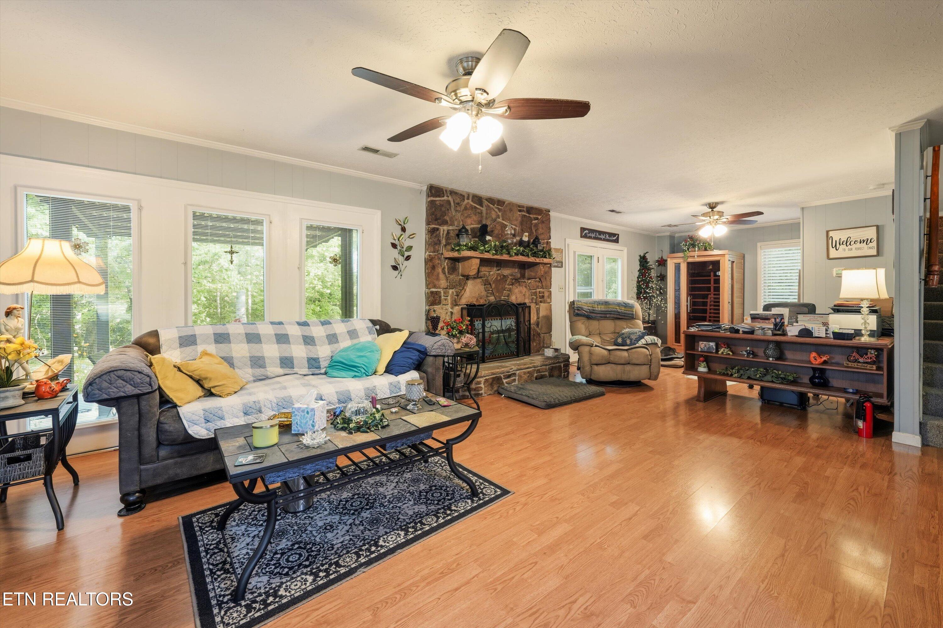 2380 Mckelvey Road Greenback TN 37742