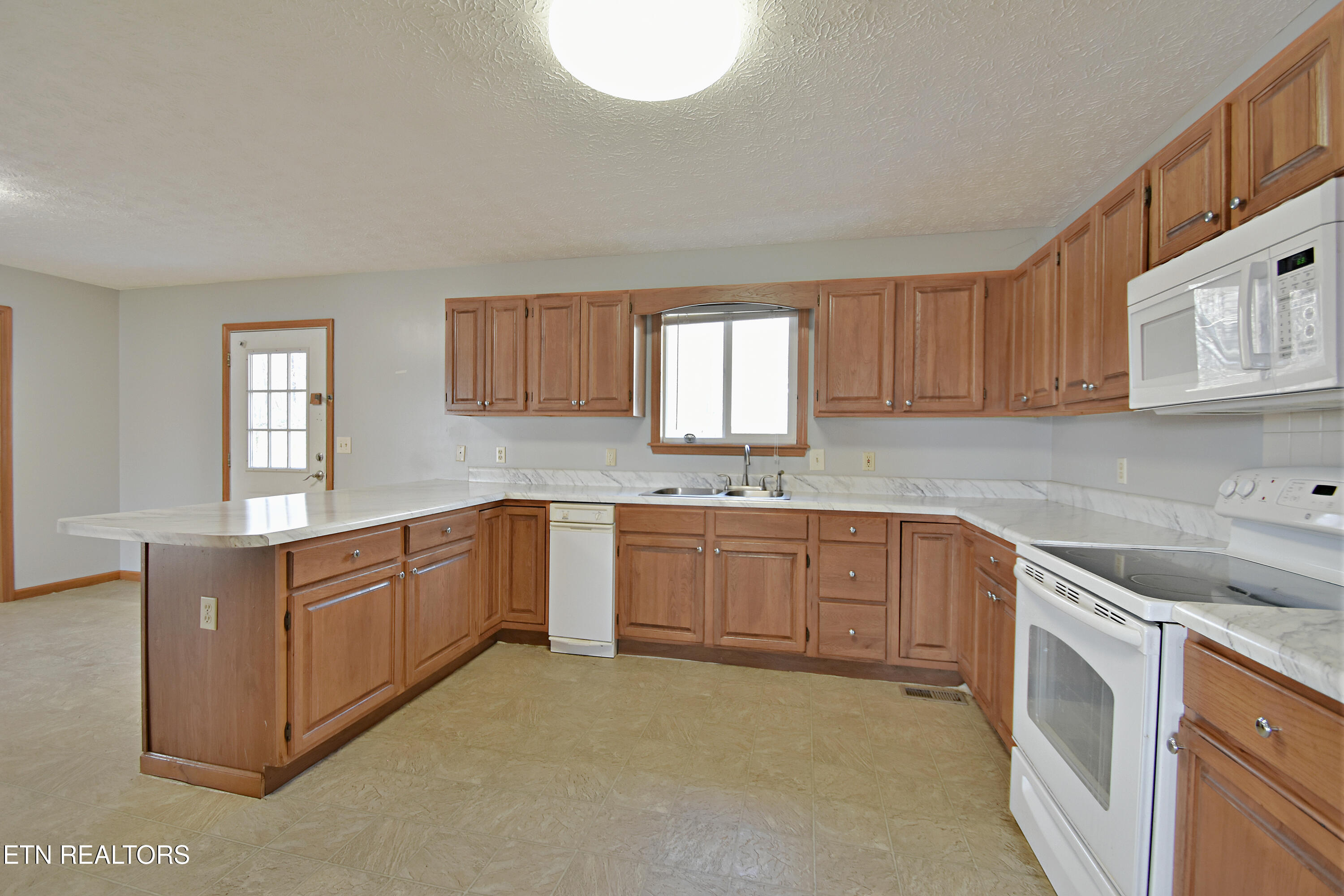2737 Clabo Road Sevierville TN 37862