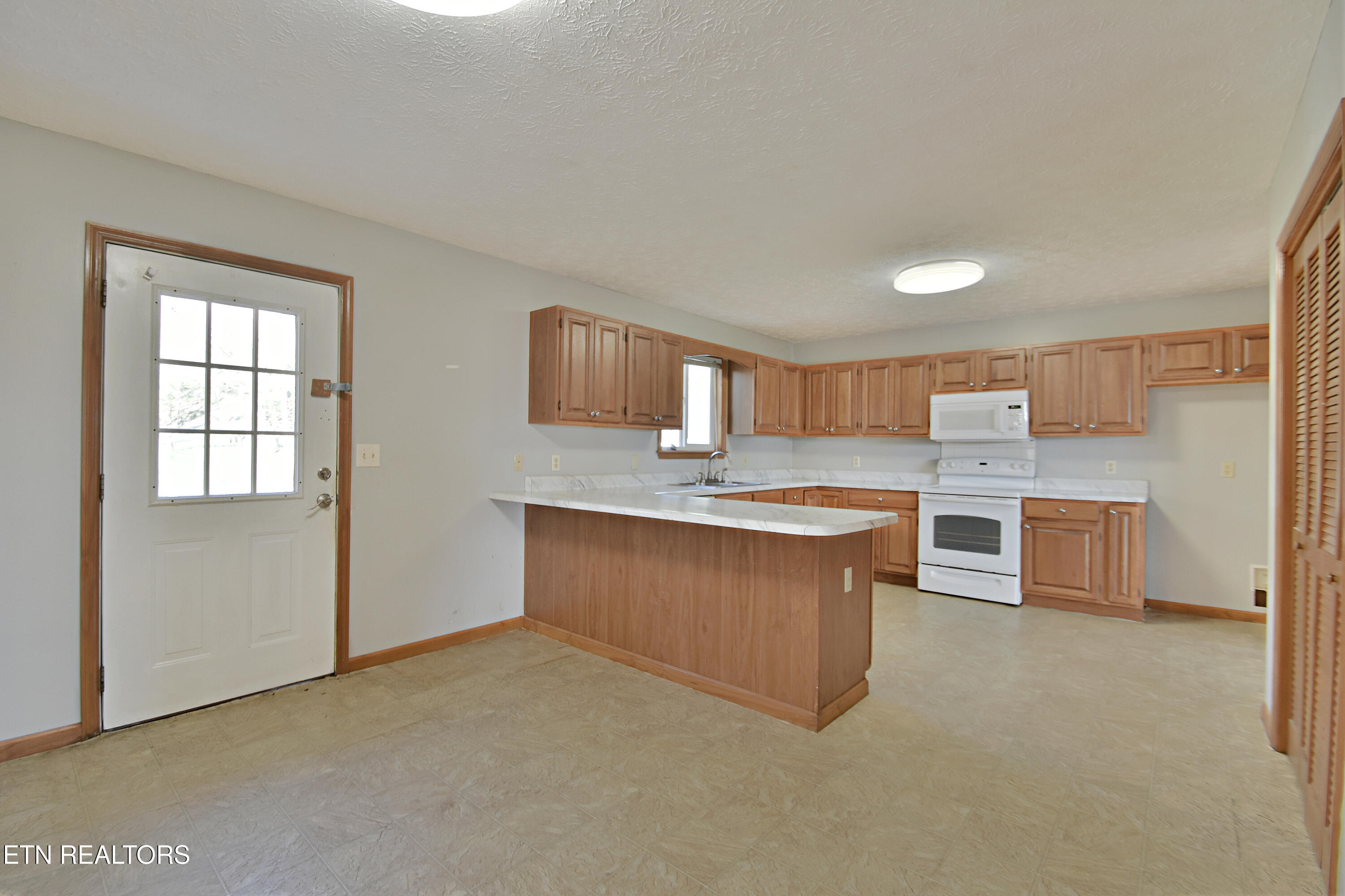 2737 Clabo Road Sevierville TN 37862