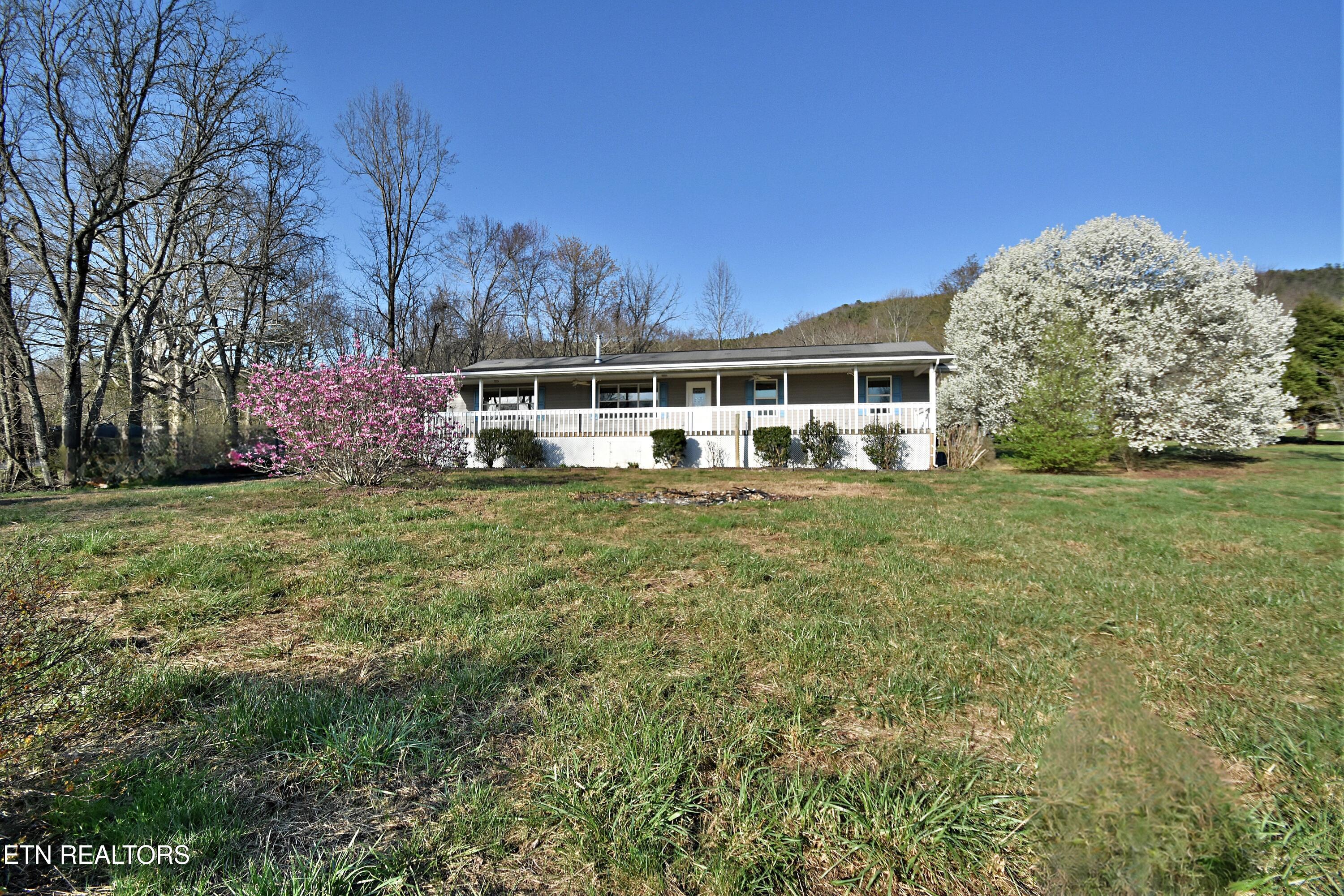 2737 Clabo Road Sevierville TN 37862