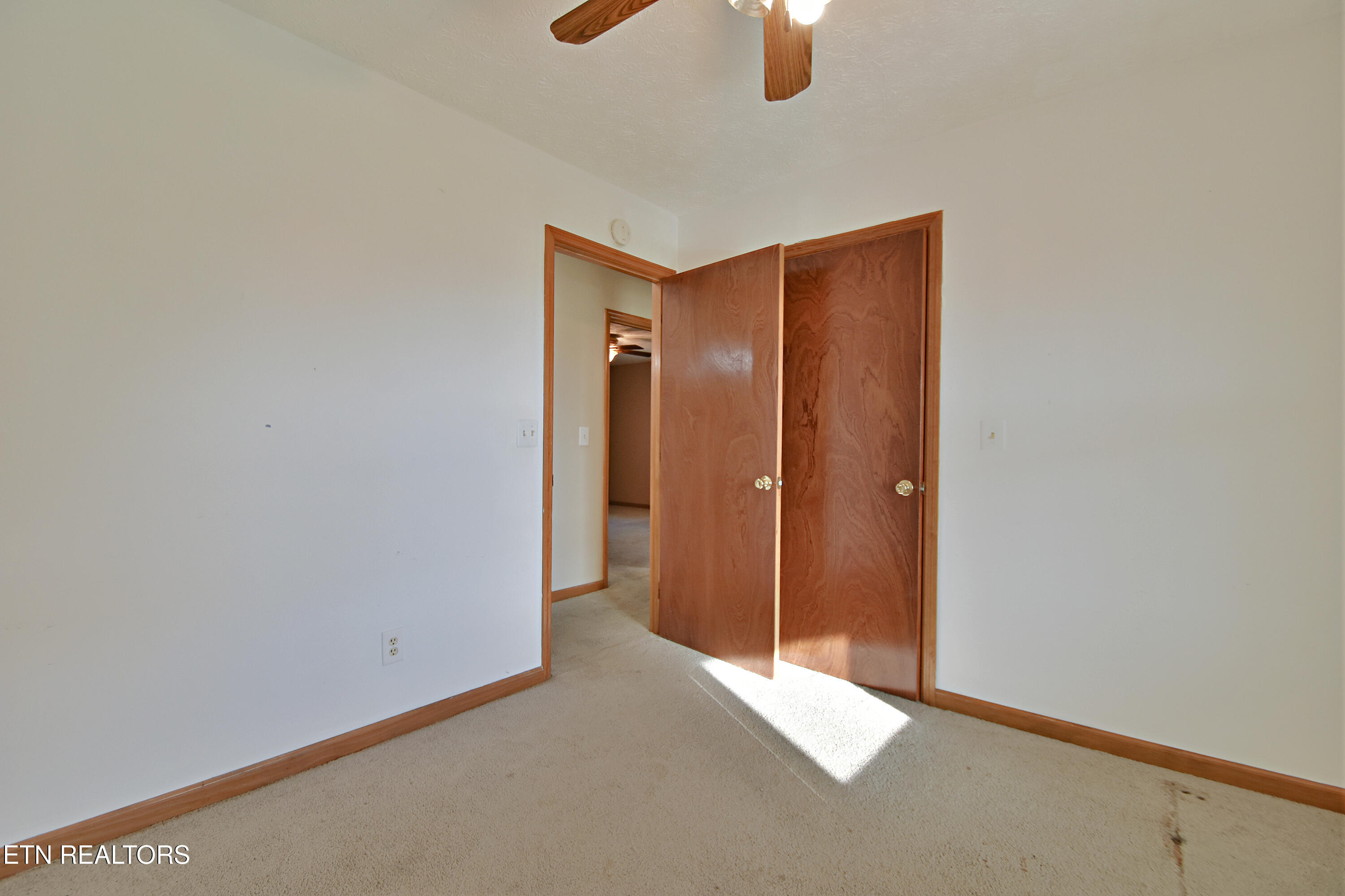 2737 Clabo Road Sevierville TN 37862