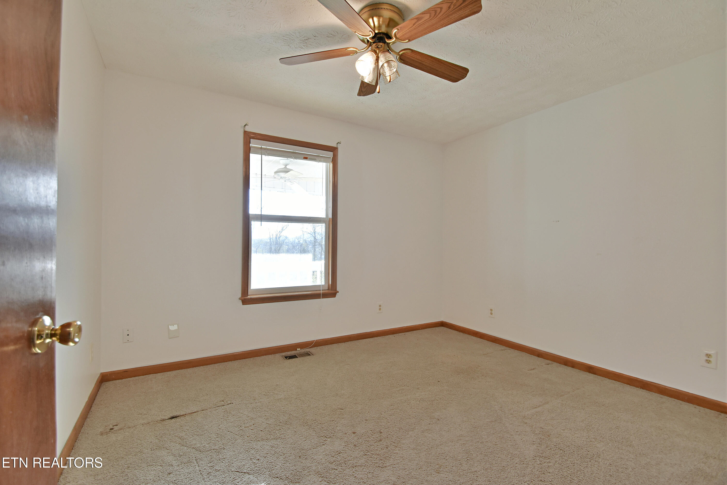 2737 Clabo Road Sevierville TN 37862