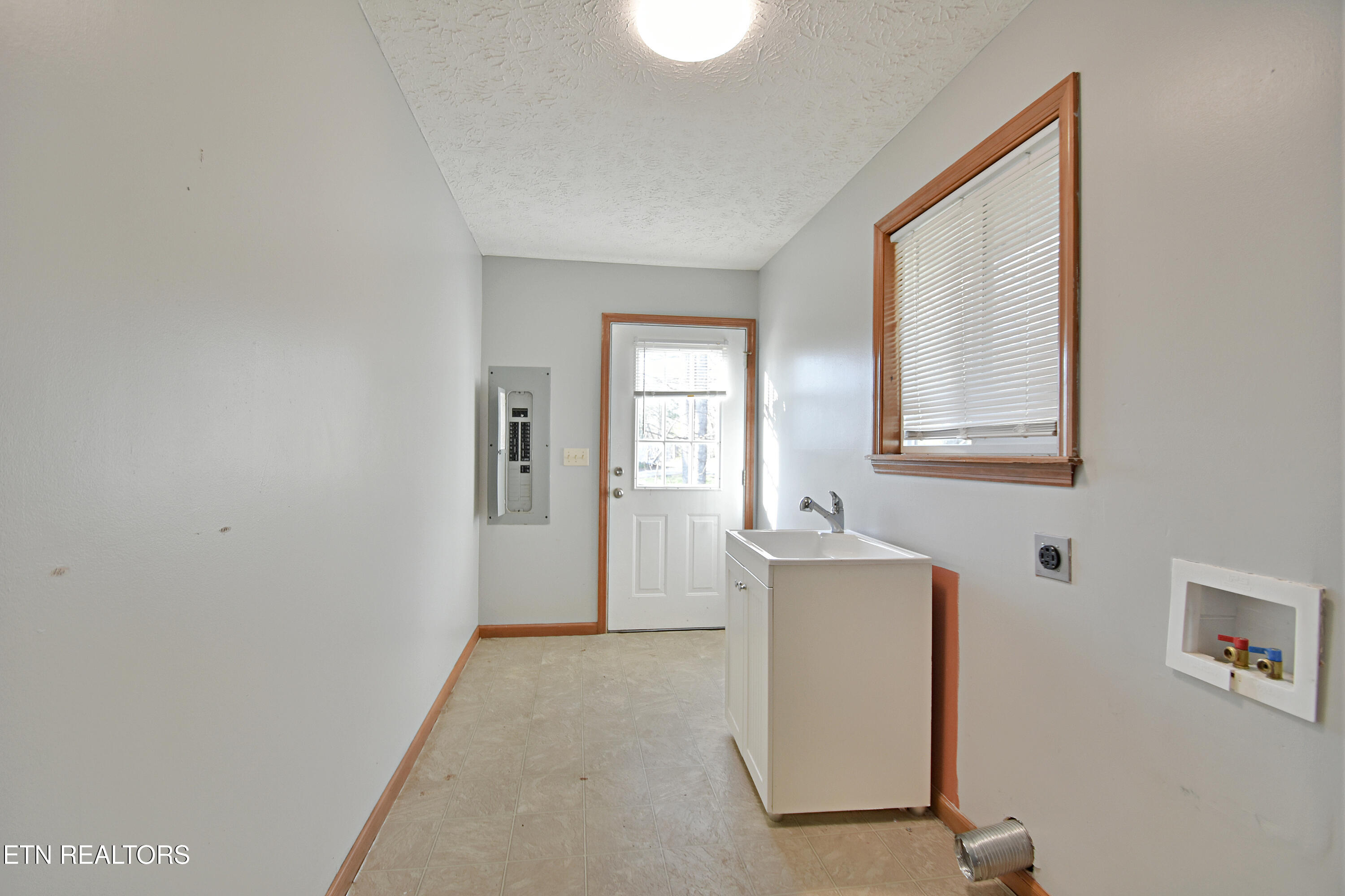 2737 Clabo Road Sevierville TN 37862