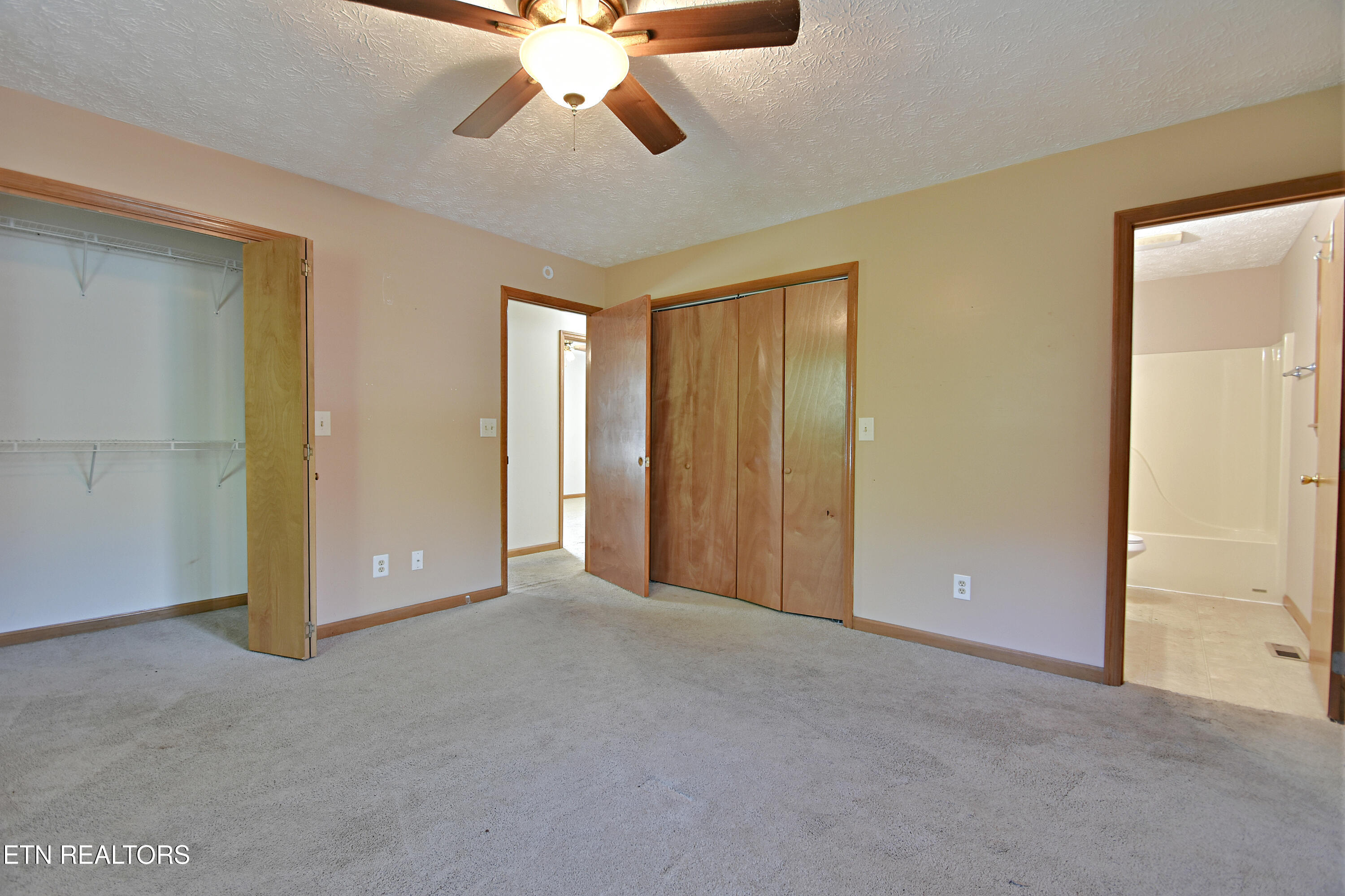 2737 Clabo Road Sevierville TN 37862